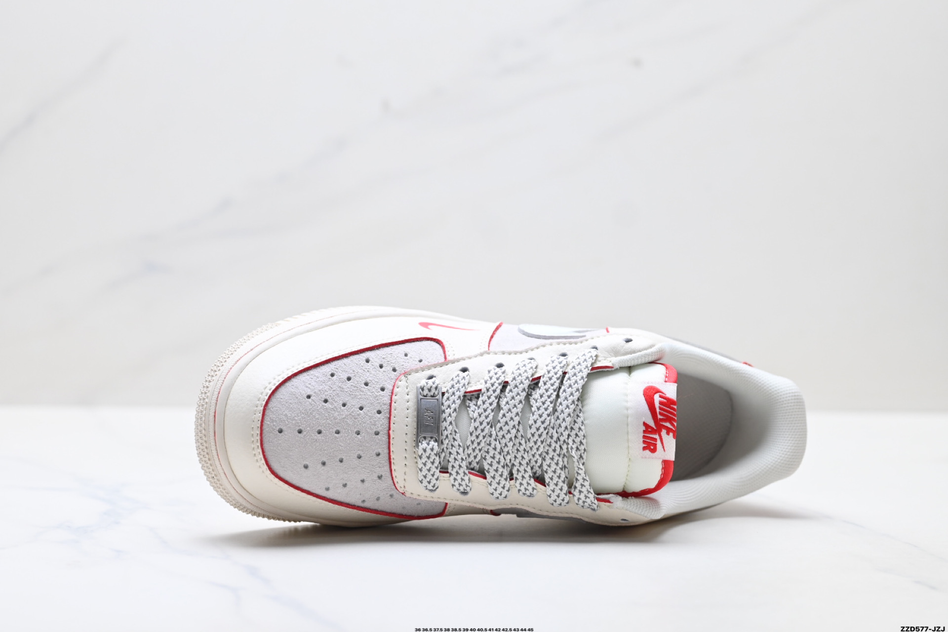NIKE AIR FORCE 1‘07 LV8 XT6998-107