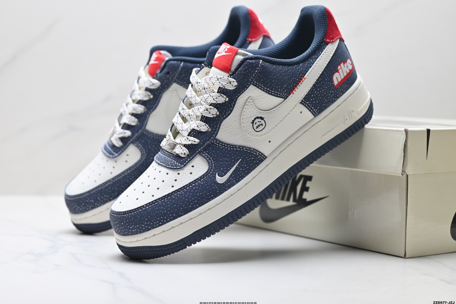 NIKE AIR FORCE 1‘07 LV8 XA2001-902
