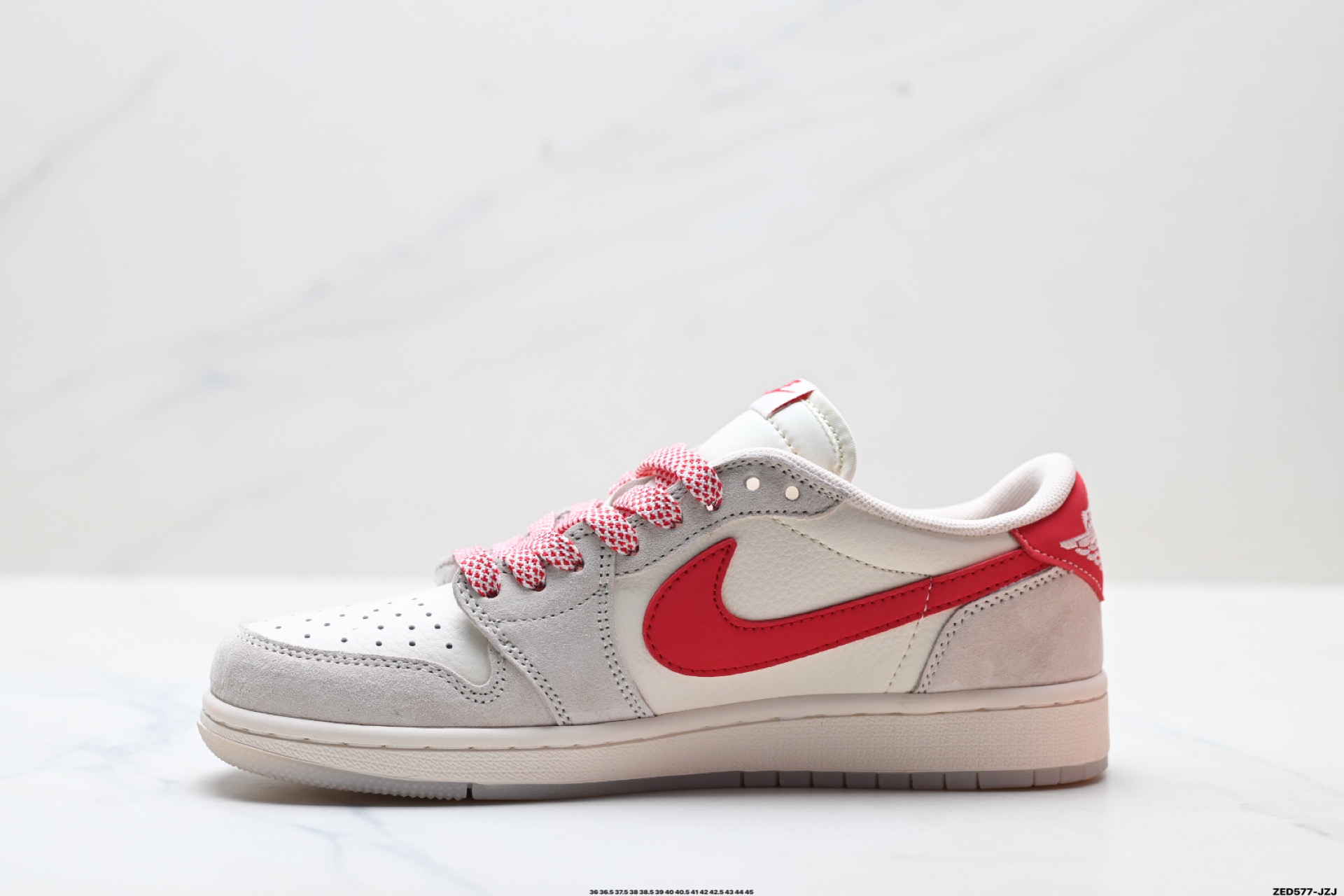 Nike Air Jordan 1 x Travis Scott AJ1倒勾 乔一倒钩 ‘DIY’定制 耐克 低帮文化篮球鞋 JY6988-121