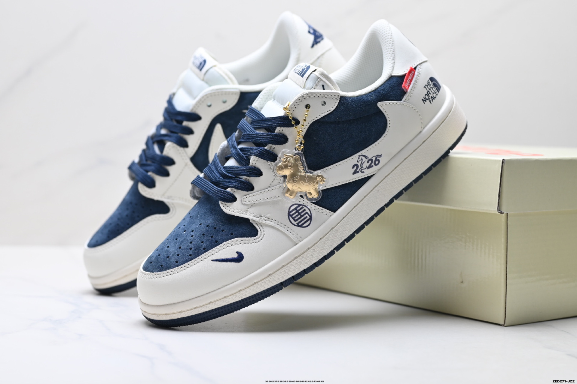 Nike Air Jordan 1 x Travis Scott AJ1倒勾 乔一倒钩 ‘DIY’定制 耐克 低帮文化篮球鞋 DM7866-125