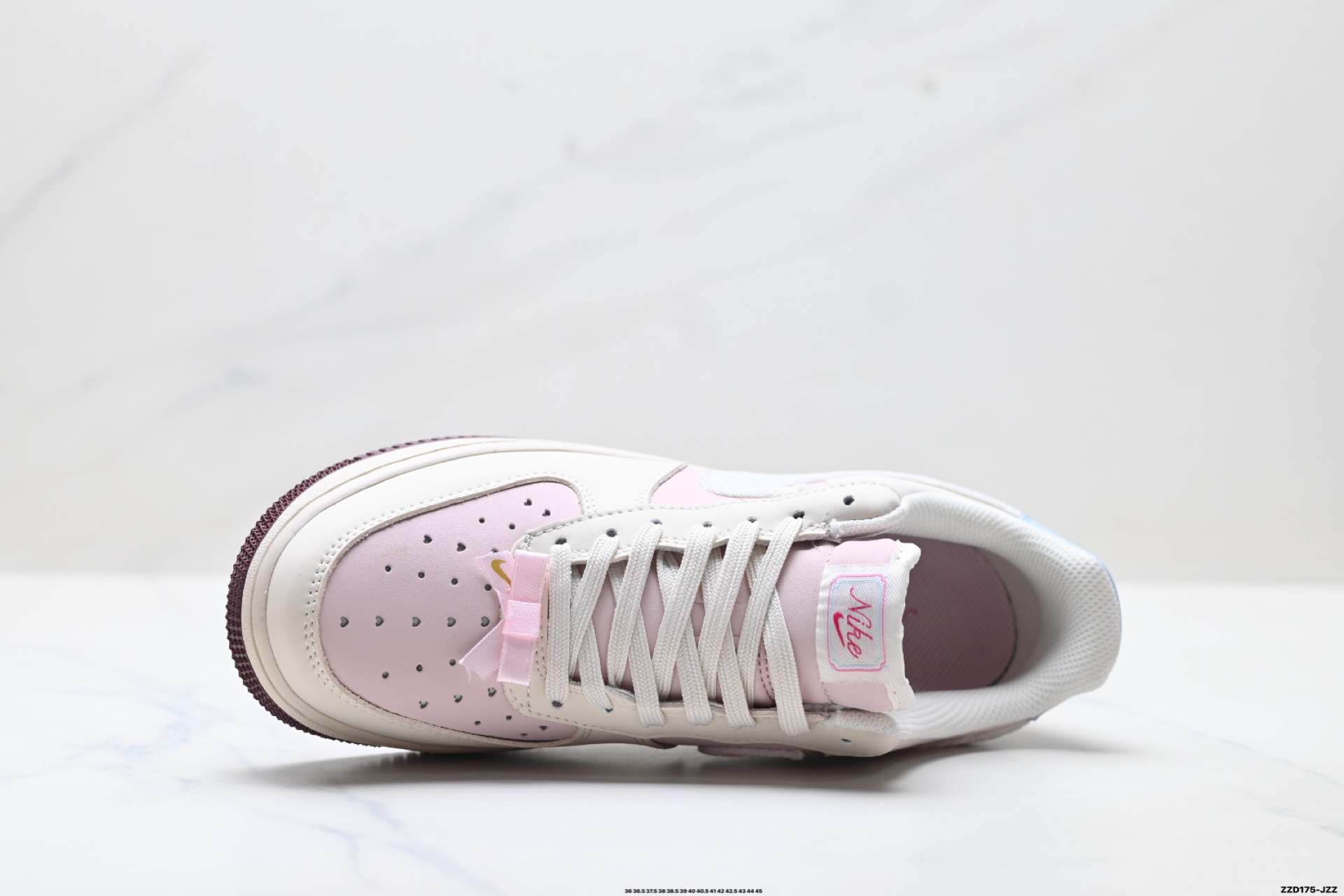 NIKE AIR FORCE 1‘07 DF0188-140