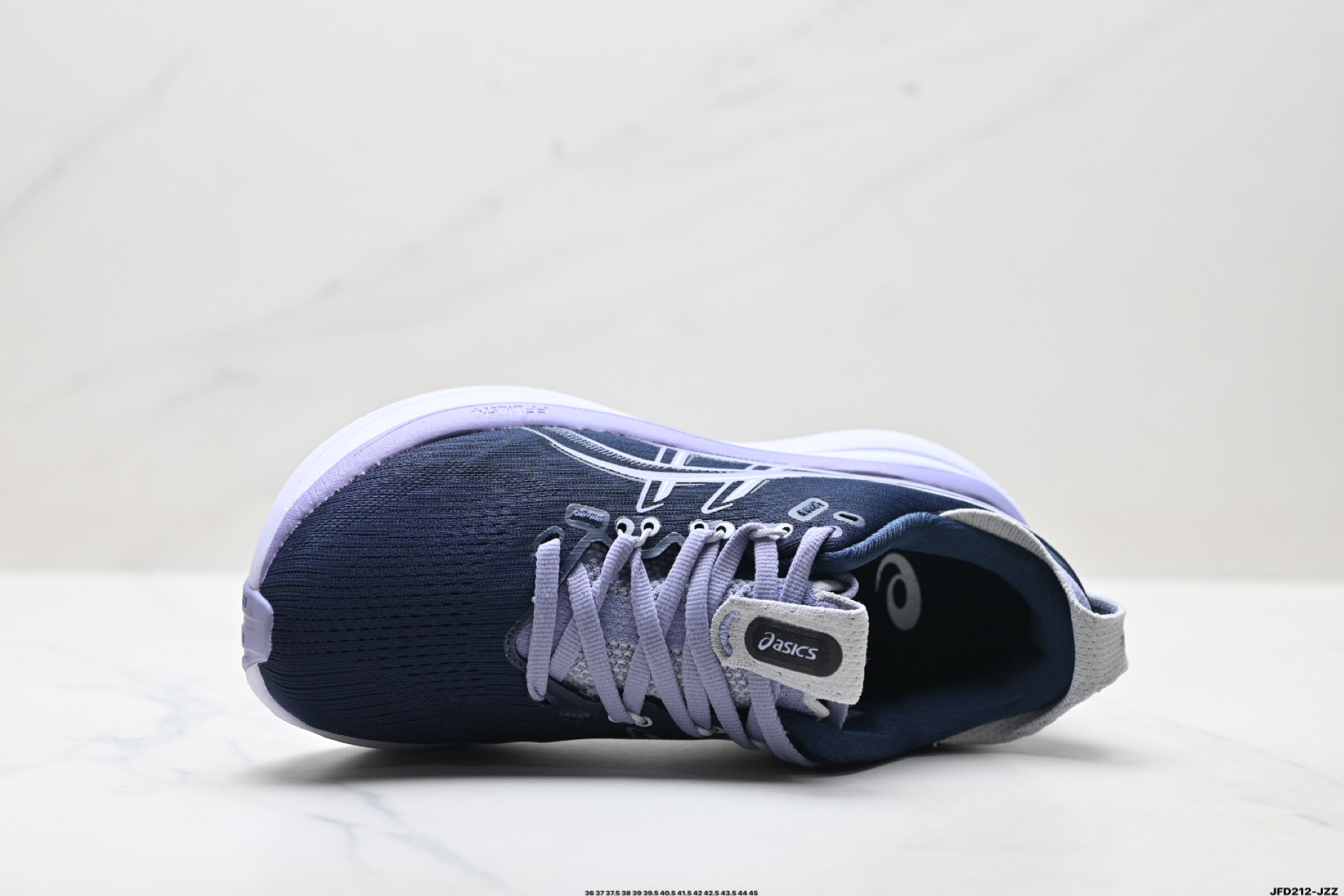 Asics Gel-Nimbus 28 舒适防滑耐磨低帮休闲跑步鞋 1011C127-402