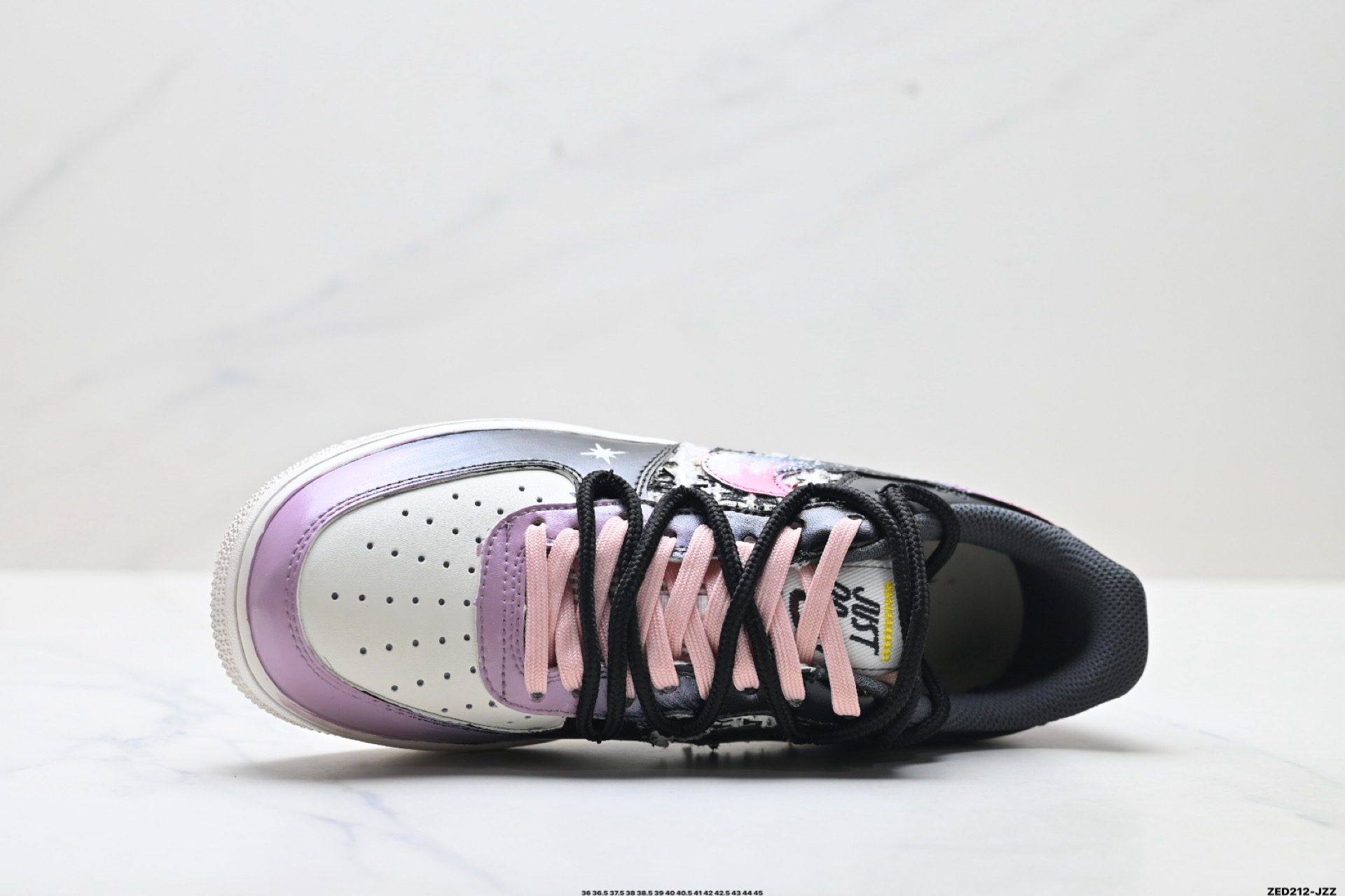 NIKE AIR FORCE 1‘07 LV8 FJ7740-170
