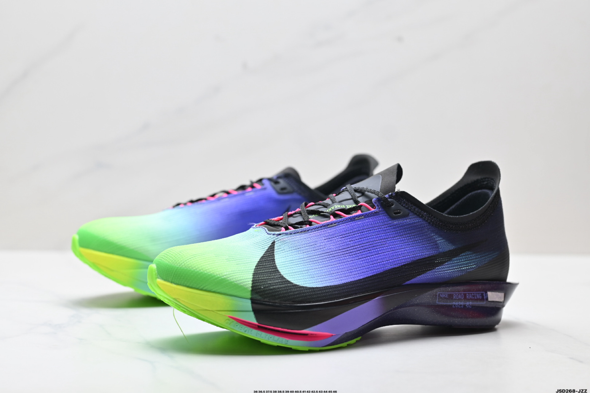 Nike Zoomx Streakfly 2 低帮跑步鞋 超薄针织鞋面 柔软缓震 耐克马拉松跑鞋 IO9567-400