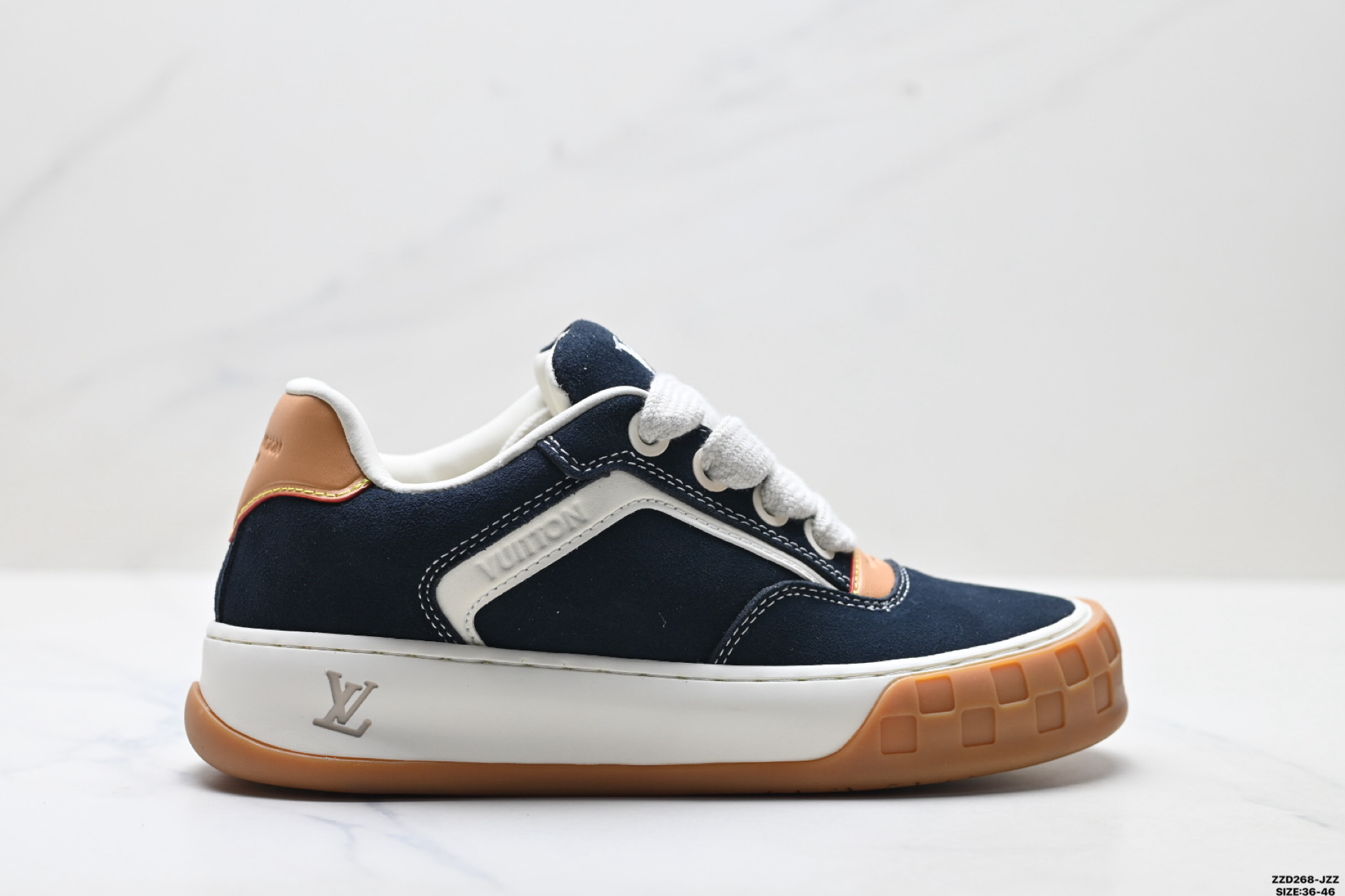 Louis Vuitton Tilted 绒面小牛皮 路易威登 休闲运动文化百搭板鞋 Louis Vuitton Tilted 绒面小牛皮 路易威登 休闲运动文化百搭板鞋