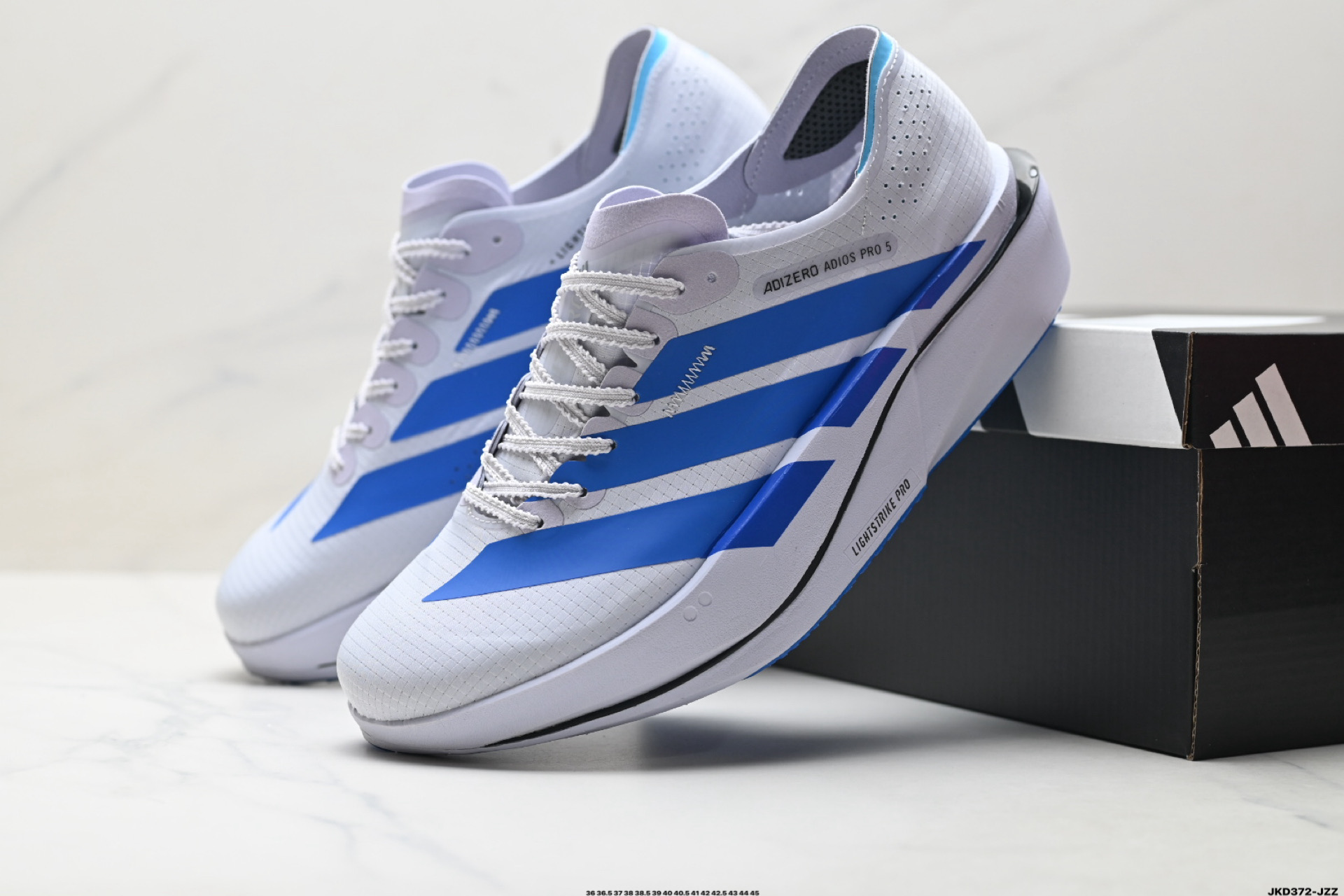 💰180
公司级✅Adidas Adizero Adios 5 阿迪达斯 马拉松飞线贾卡轻质透气休闲运动跑步鞋
采用双层透气网纱 Flywire动态飞线绑缚鞋面材质 内置Zoom小气垫装置 
货号:K18297
尺码:36 36.5 37 38 38.5 39 40 40.5 41 42 42.5 43 44 45
ID:JKD372-JZZ