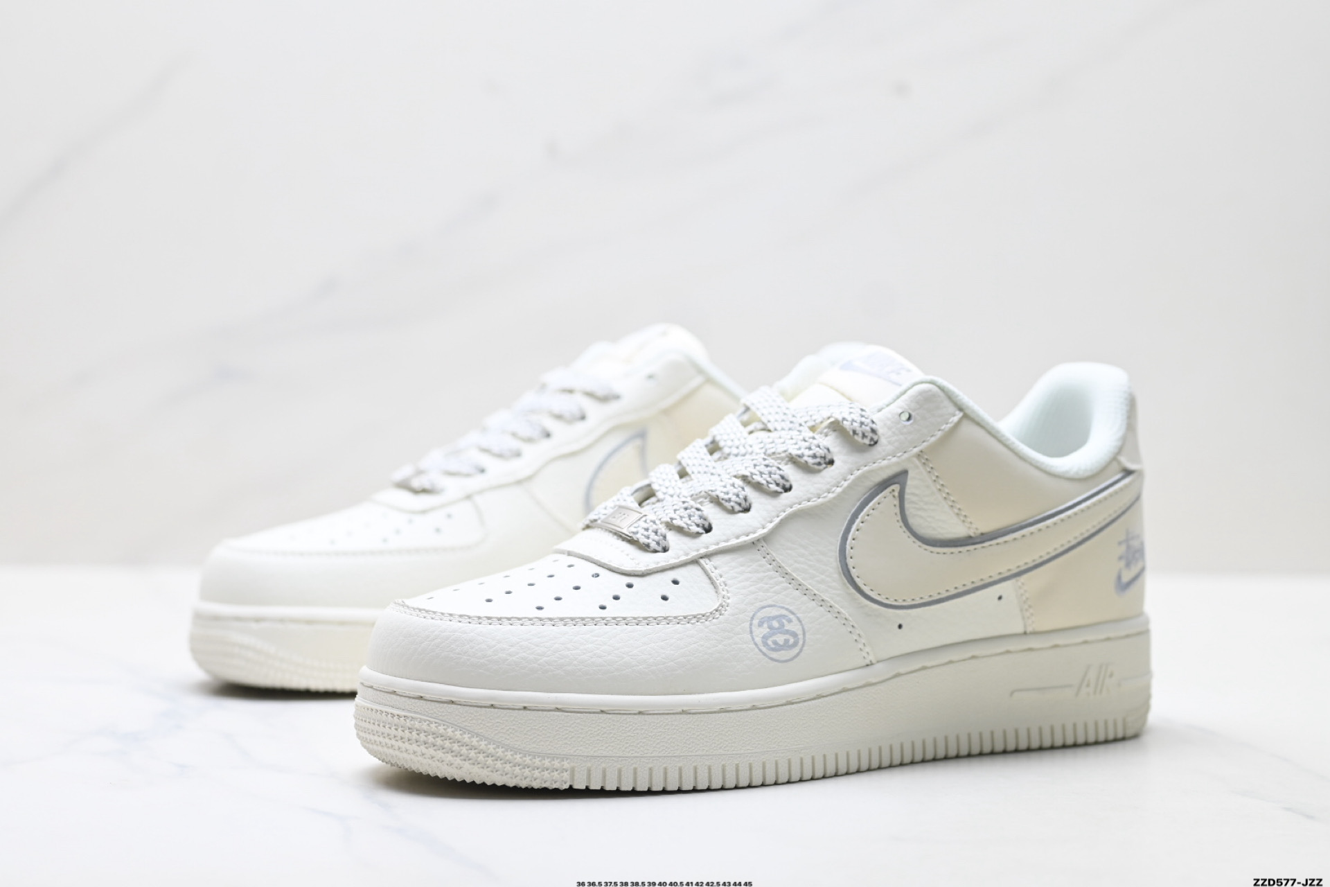 NIKE AIR FORCE 1‘07 LV8 CS5288-057