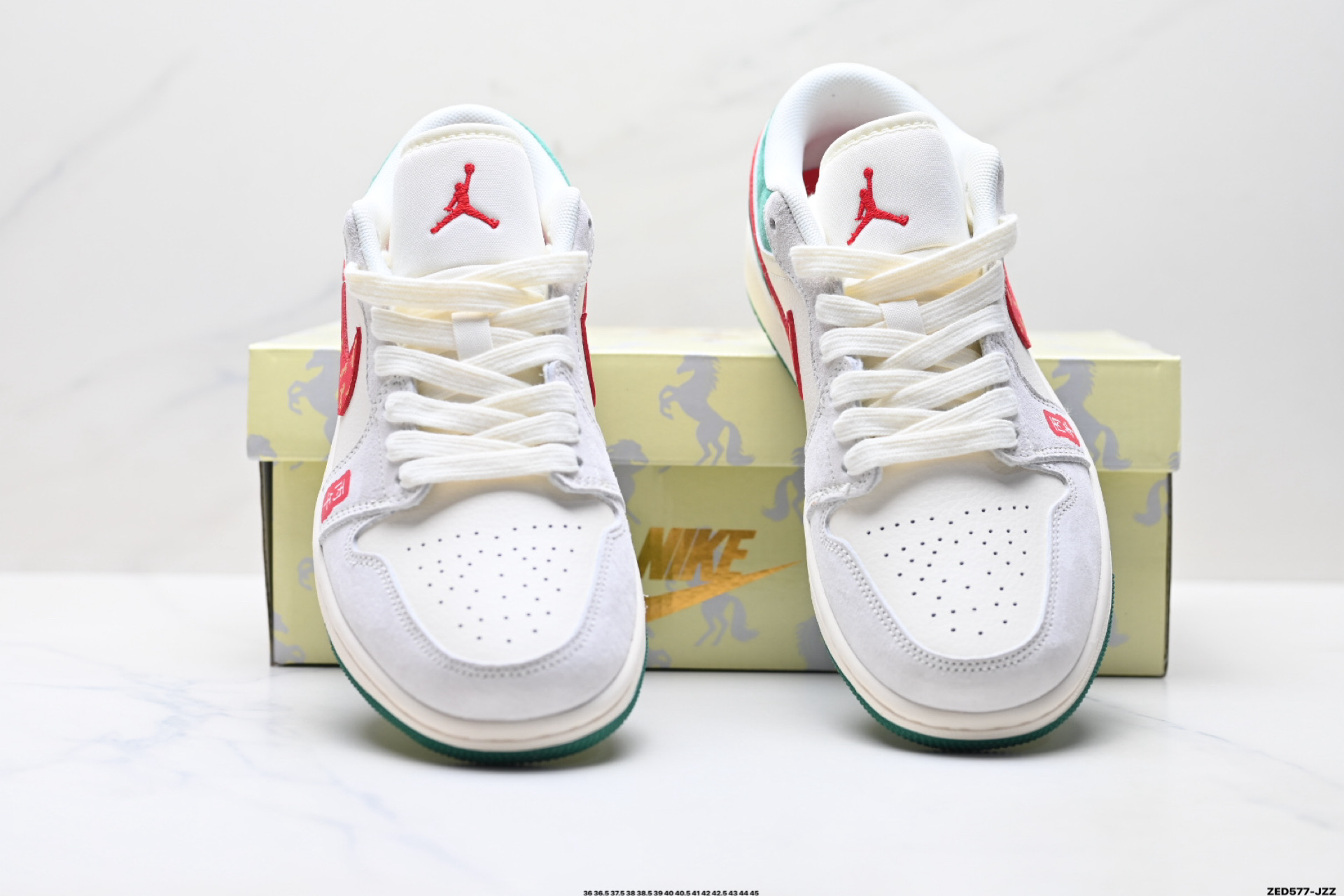 Nike Air Jordan 1 Low AJ1乔1低帮休闲板鞋 LX1988-823