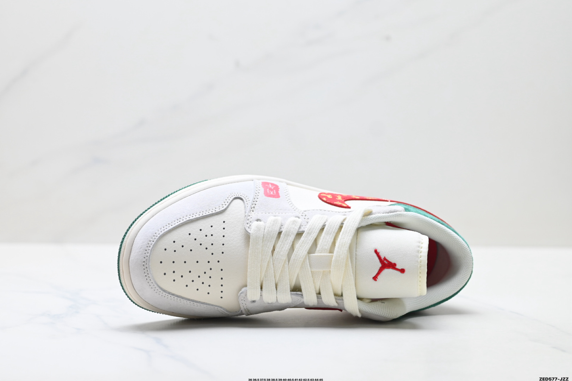 Nike Air Jordan 1 Low AJ1乔1低帮休闲板鞋 LX1988-823
