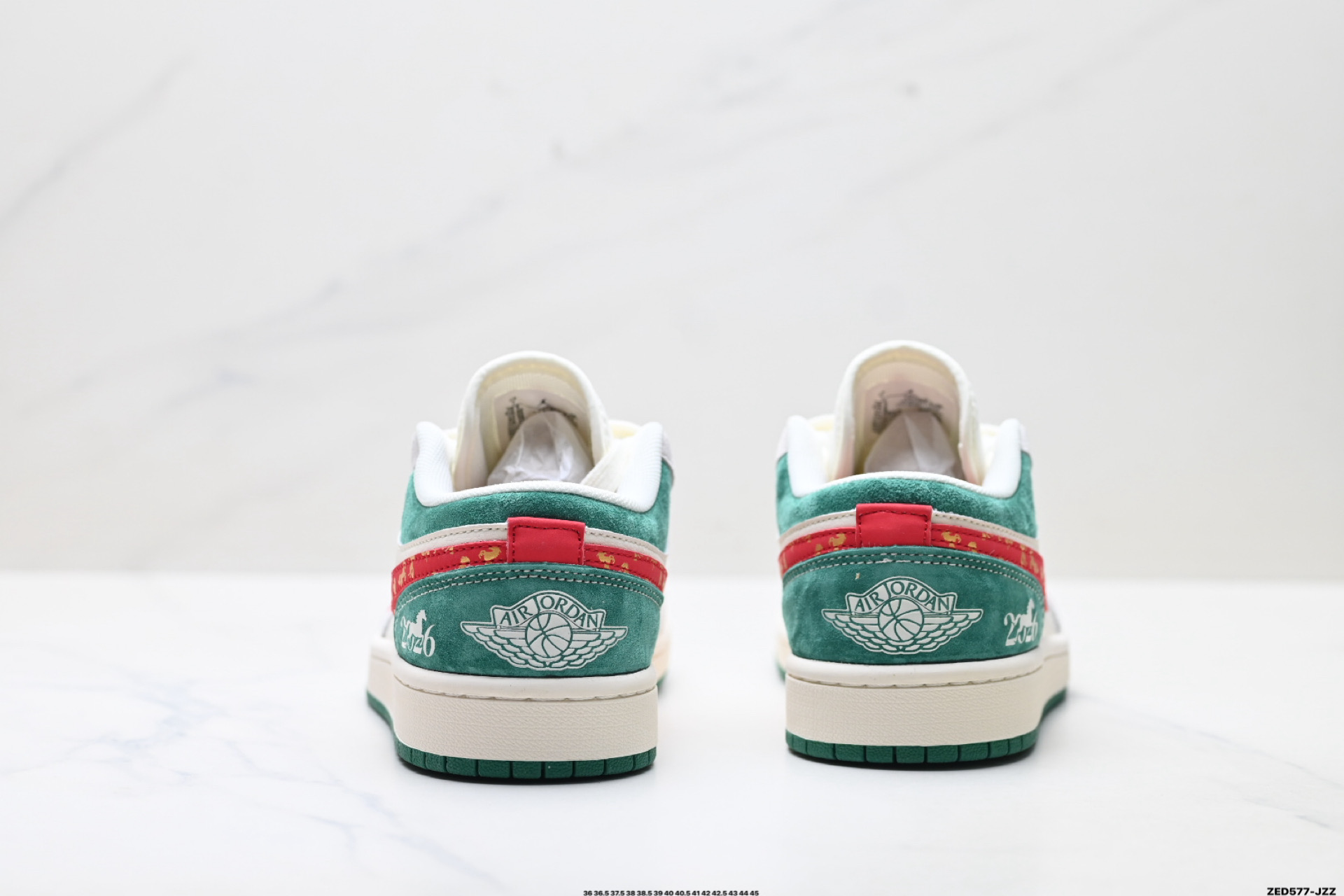 Nike Air Jordan 1 Low AJ1乔1低帮休闲板鞋 LX1988-823