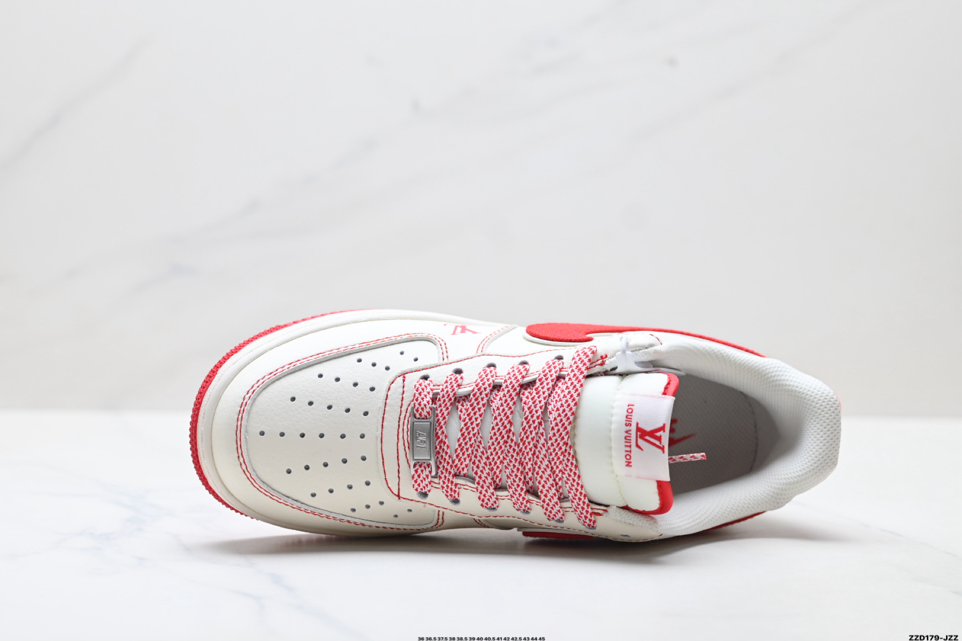 NIKE AIR FORCE 1‘07 LV8 SM6668-129
