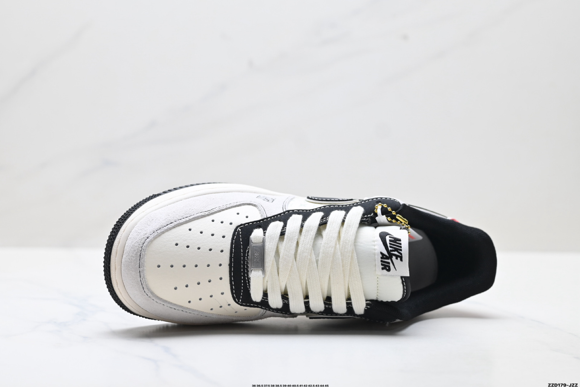 NIKE AIR FORCE 1‘07 LV8 HT5088-635