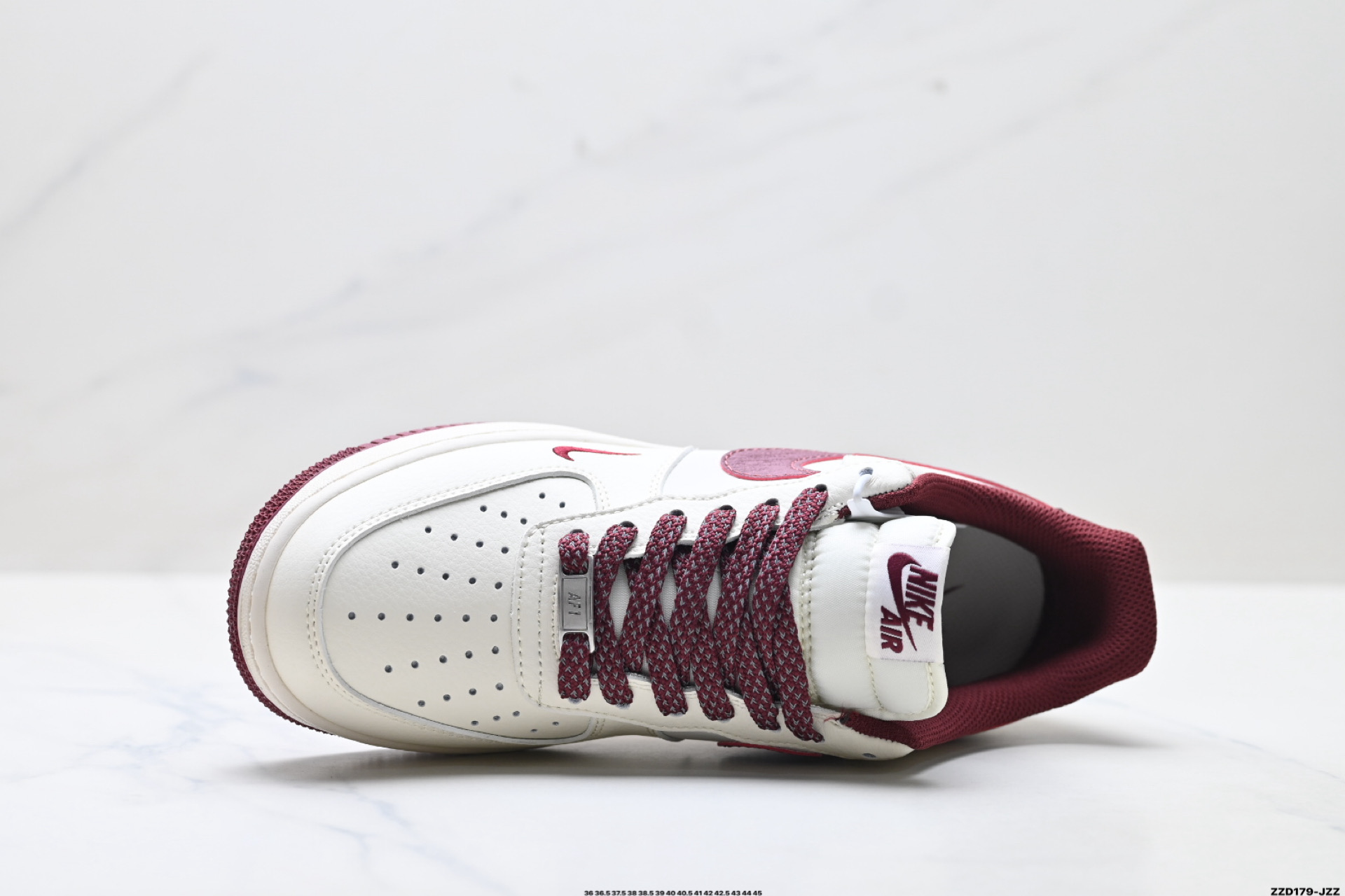 NIKE AIR FORCE 1‘07 LV8 SM6668-126