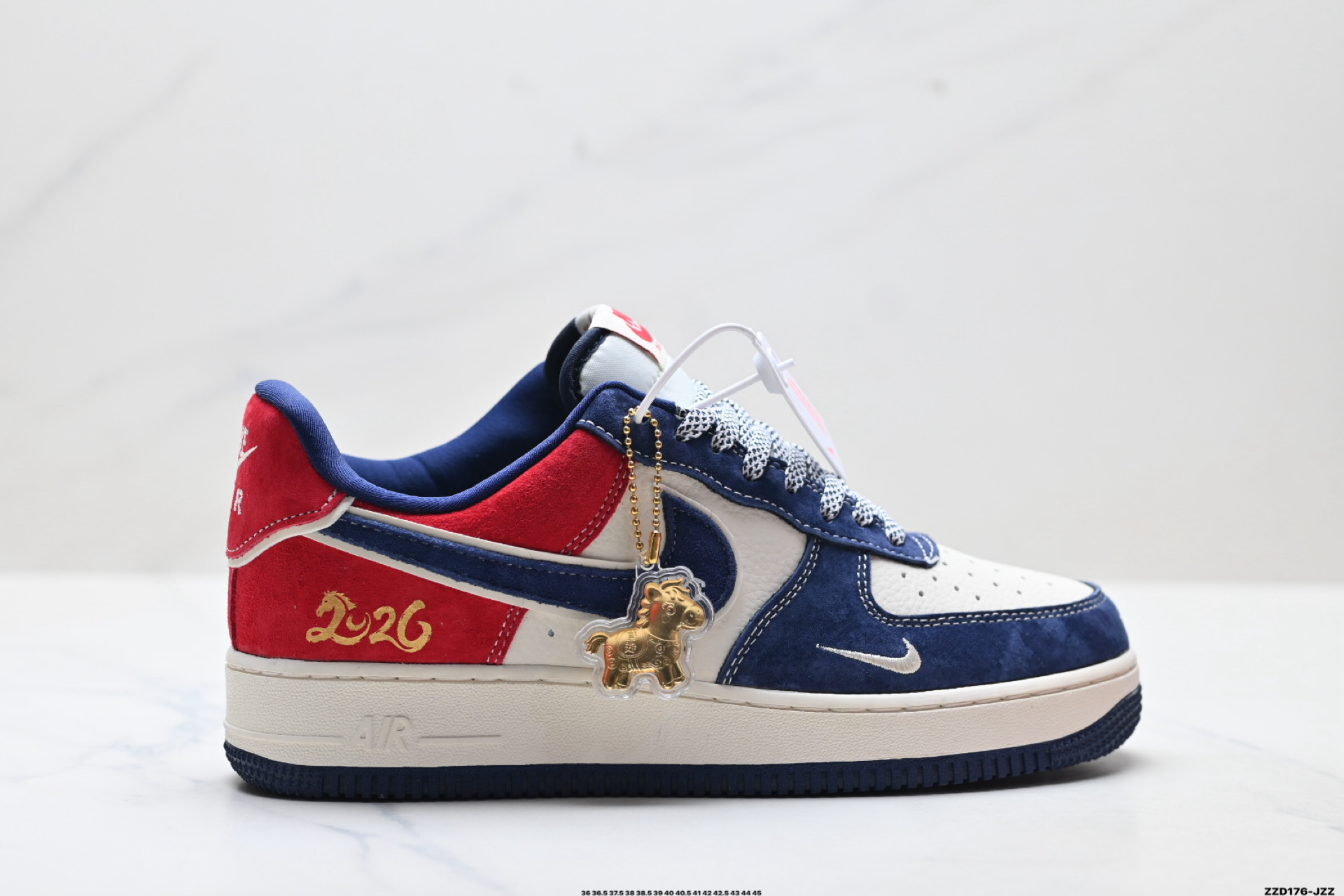 NIKE AIR FORCE 1‘07 LV8 DF0188-136