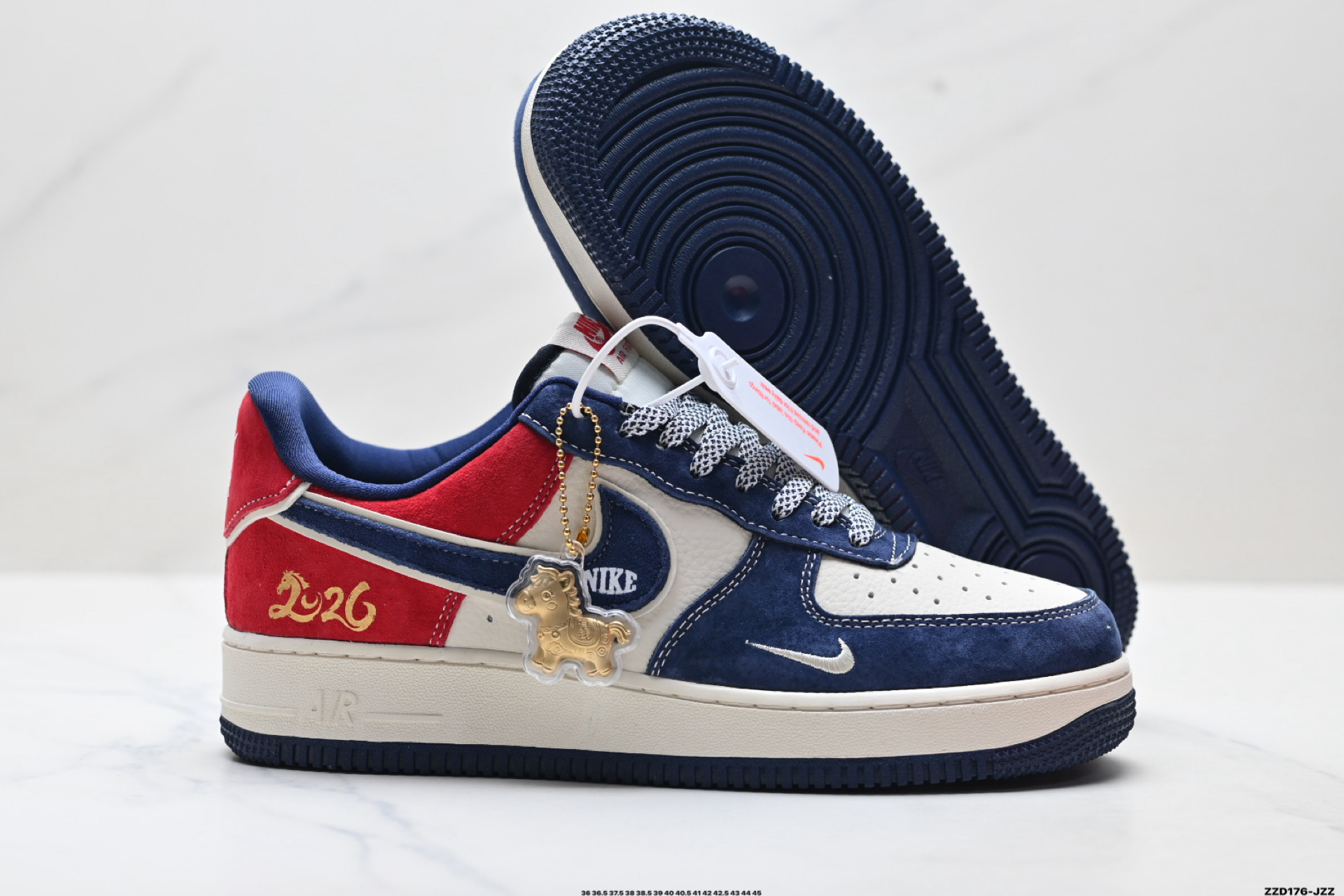 NIKE AIR FORCE 1‘07 LV8 DF0188-136