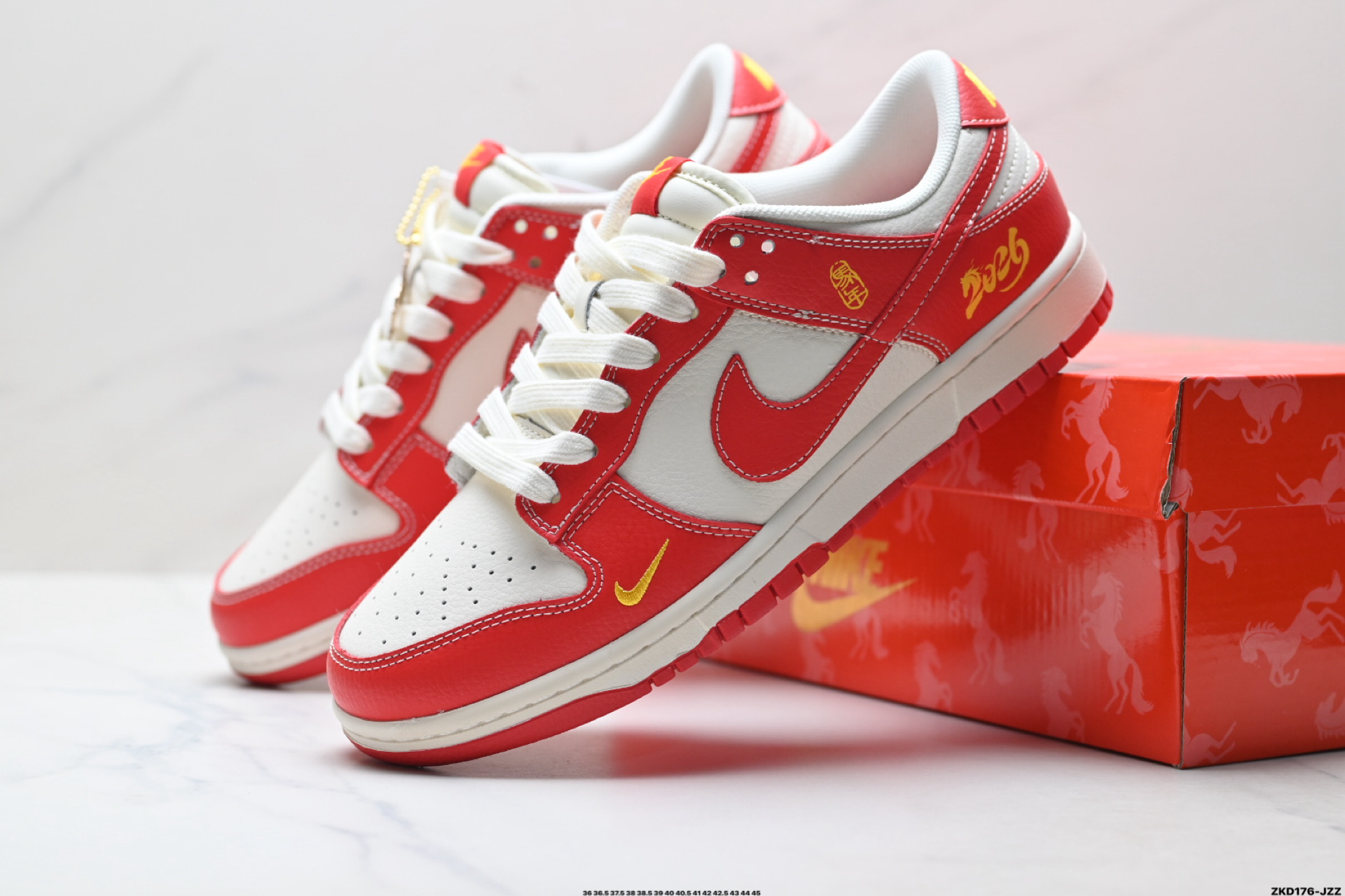 Nike Dunk Low Retro ‘DIY高端定制’耐克 低帮休闲运动板鞋 QW5288-105-莆田鞋,莆田鞋货源,高仿鞋,高仿鞋货源,安福档口,莆田高仿鞋,莆田鞋批发,高仿鞋批发,莆田高仿运动鞋,高仿运动鞋,莆田运动鞋 Nike Dunk Low Retro ‘DIY高端定制’耐克 低帮休闲运动板鞋 QW5288-105