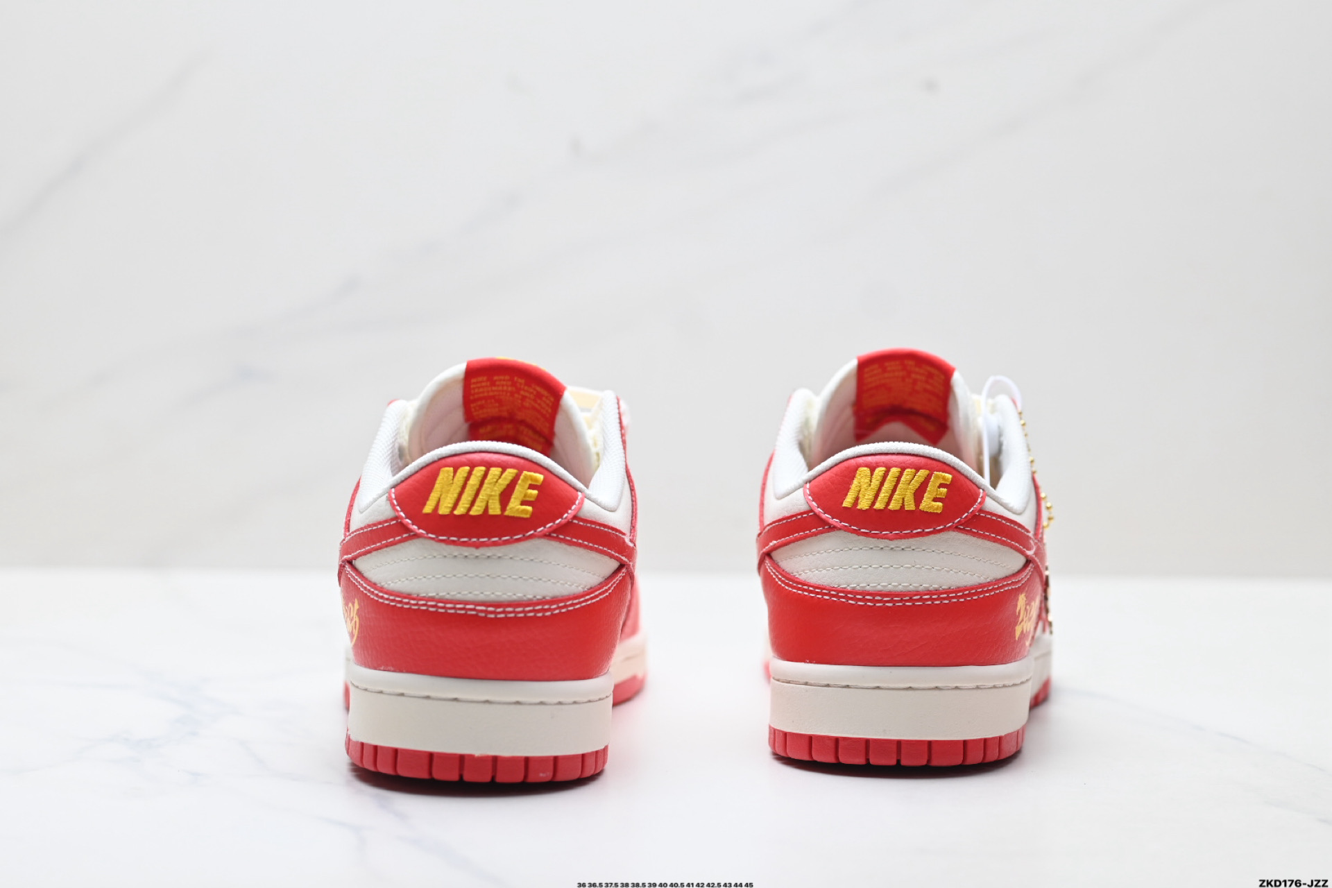 Nike Dunk Low Retro ‘DIY高端定制’耐克 低帮休闲运动板鞋 QW5288-105-莆田鞋,莆田鞋货源,高仿鞋,高仿鞋货源,安福档口,莆田高仿鞋,莆田鞋批发,高仿鞋批发,莆田高仿运动鞋,高仿运动鞋,莆田运动鞋 Nike Dunk Low Retro ‘DIY高端定制’耐克 低帮休闲运动板鞋 QW5288-105
