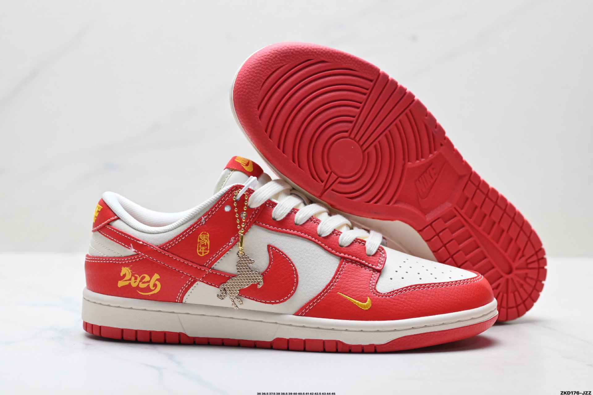Nike Dunk Low Retro ‘DIY高端定制’耐克 低帮休闲运动板鞋 QW5288-105-莆田鞋,莆田鞋货源,高仿鞋,高仿鞋货源,安福档口,莆田高仿鞋,莆田鞋批发,高仿鞋批发,莆田高仿运动鞋,高仿运动鞋,莆田运动鞋 Nike Dunk Low Retro ‘DIY高端定制’耐克 低帮休闲运动板鞋 QW5288-105