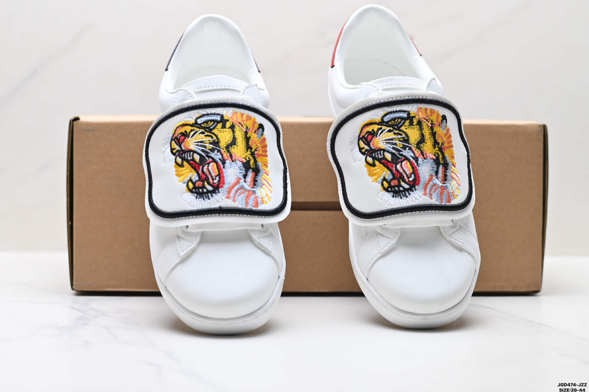 GUCCI古驰 ACE BLIND FOR LOVE皮革 低帮时尚板鞋