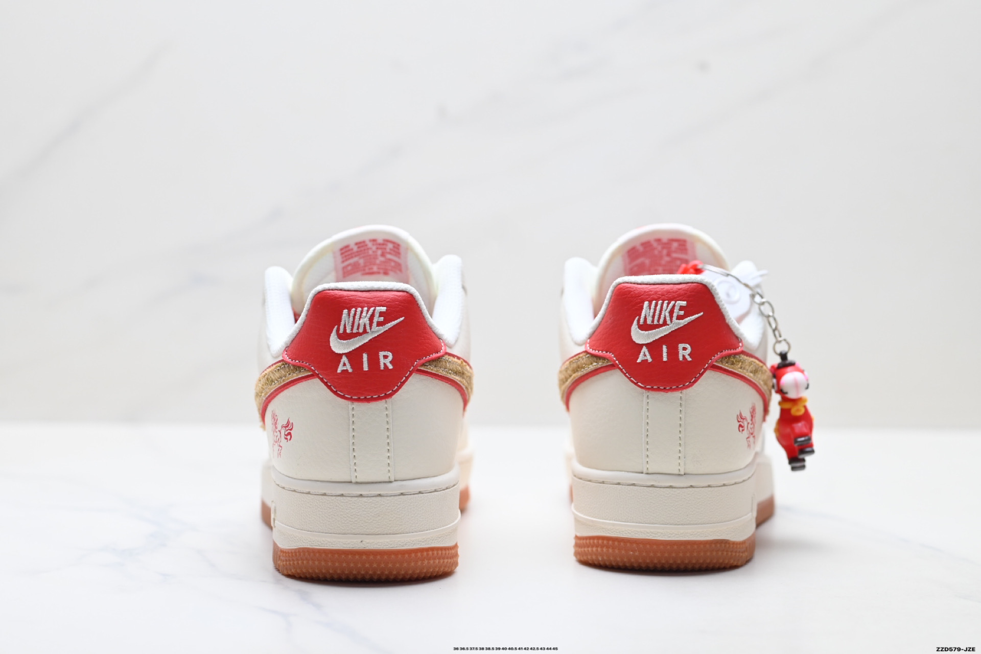 NIKE AIR FORCE 1‘07 LV8 SD6868-128