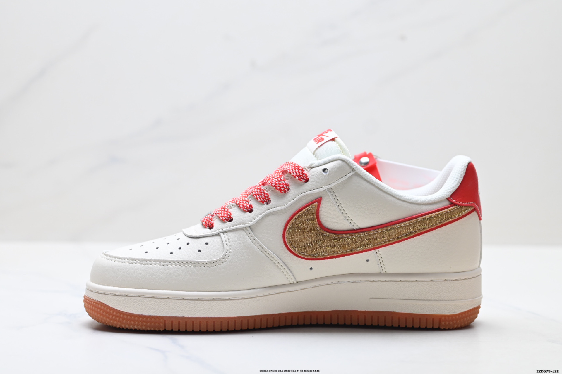 NIKE AIR FORCE 1‘07 LV8 SD6868-128