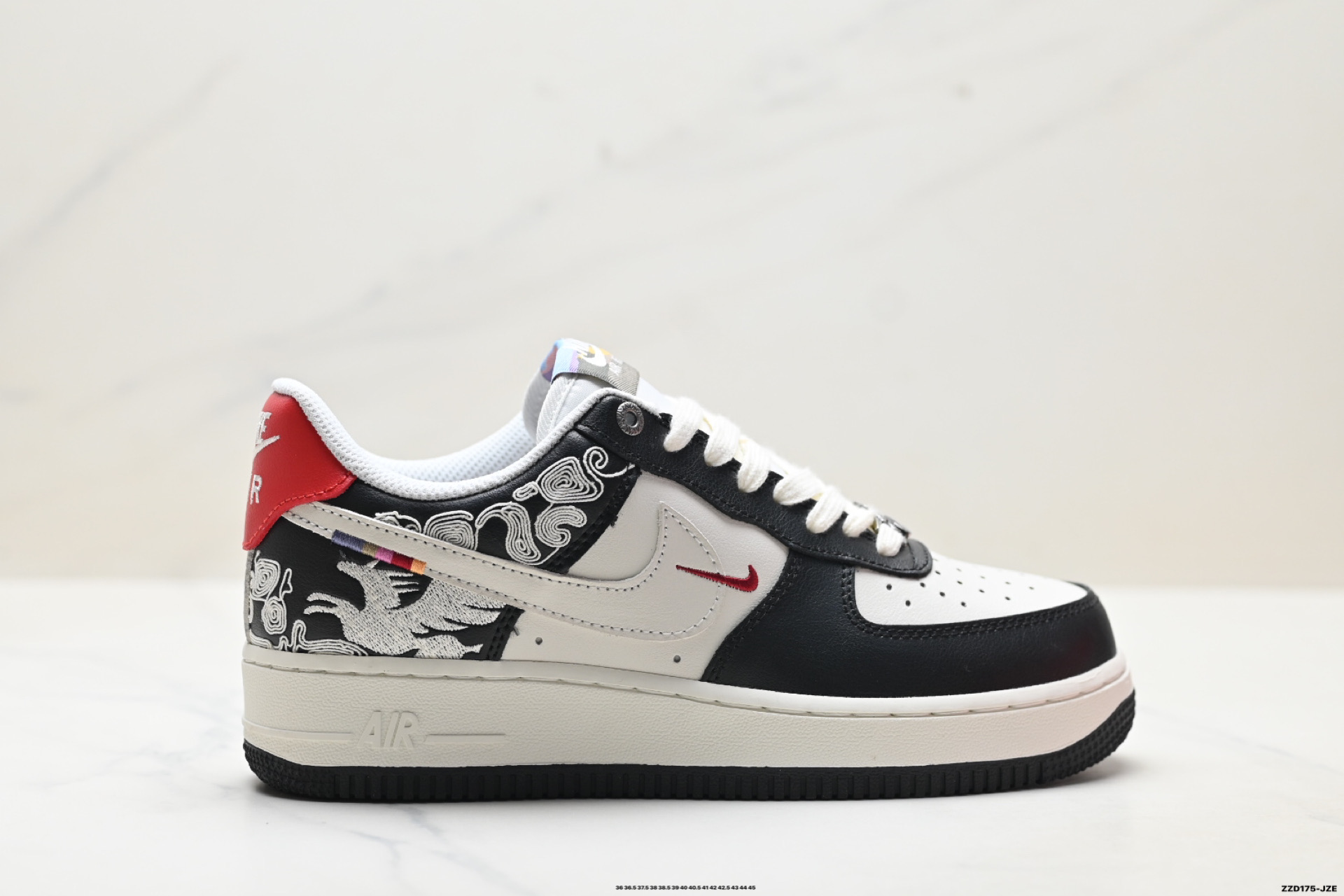 NIKE AIR FORCE 1‘07 IQ1119-012