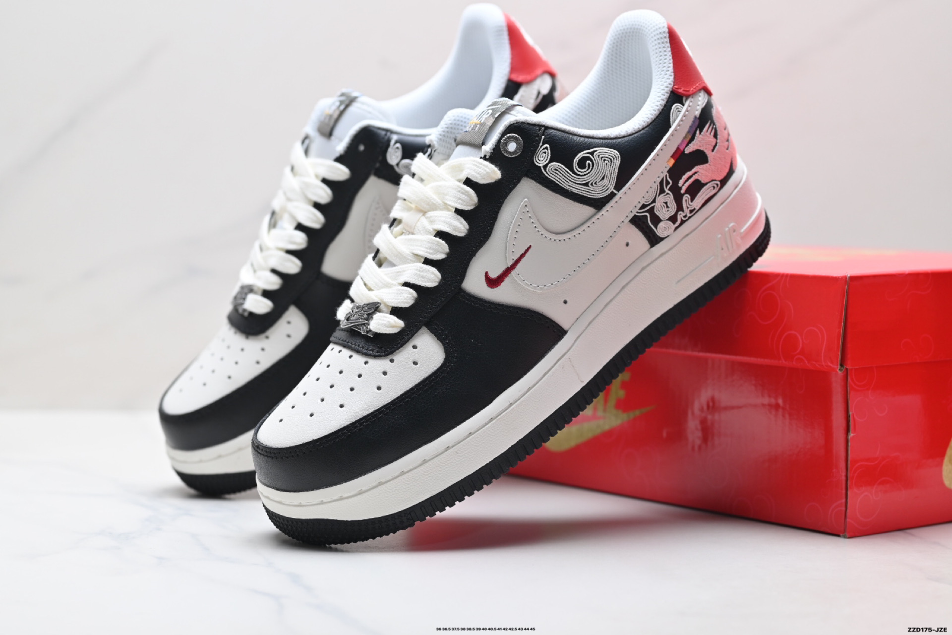 NIKE AIR FORCE 1‘07 IQ1119-012