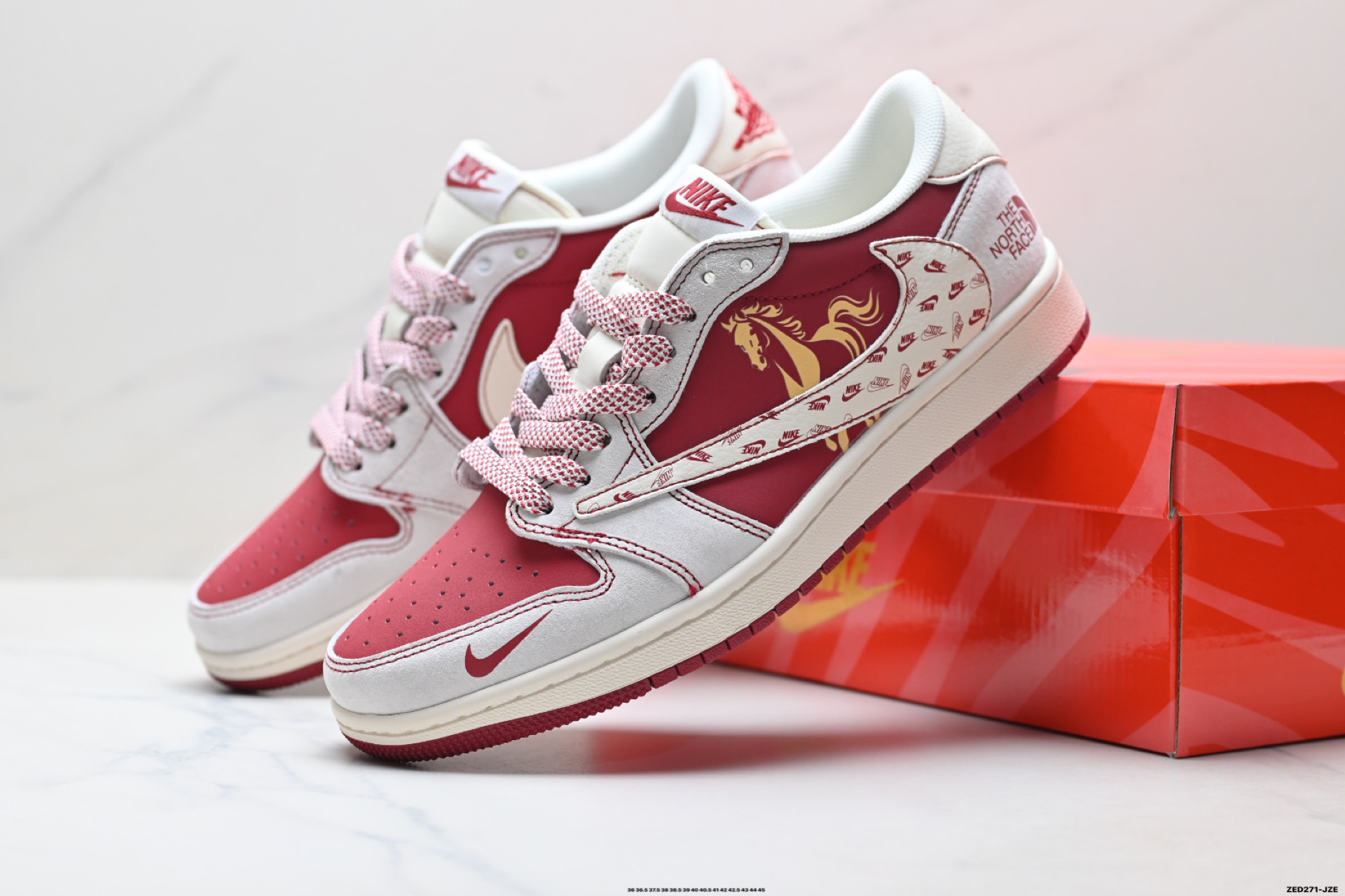 Nike Air Jordan 1 x Travis Scott AJ1倒勾 乔一倒钩 ‘DIY’定制 耐克 低帮文化篮球鞋 JP2076-120