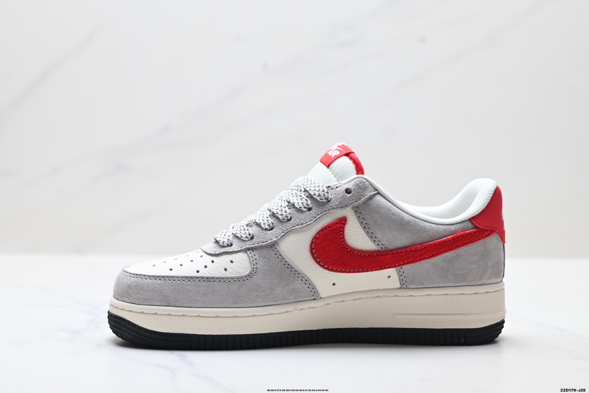 NIKE AIR FORCE 1‘07 LV8 HT5088-632