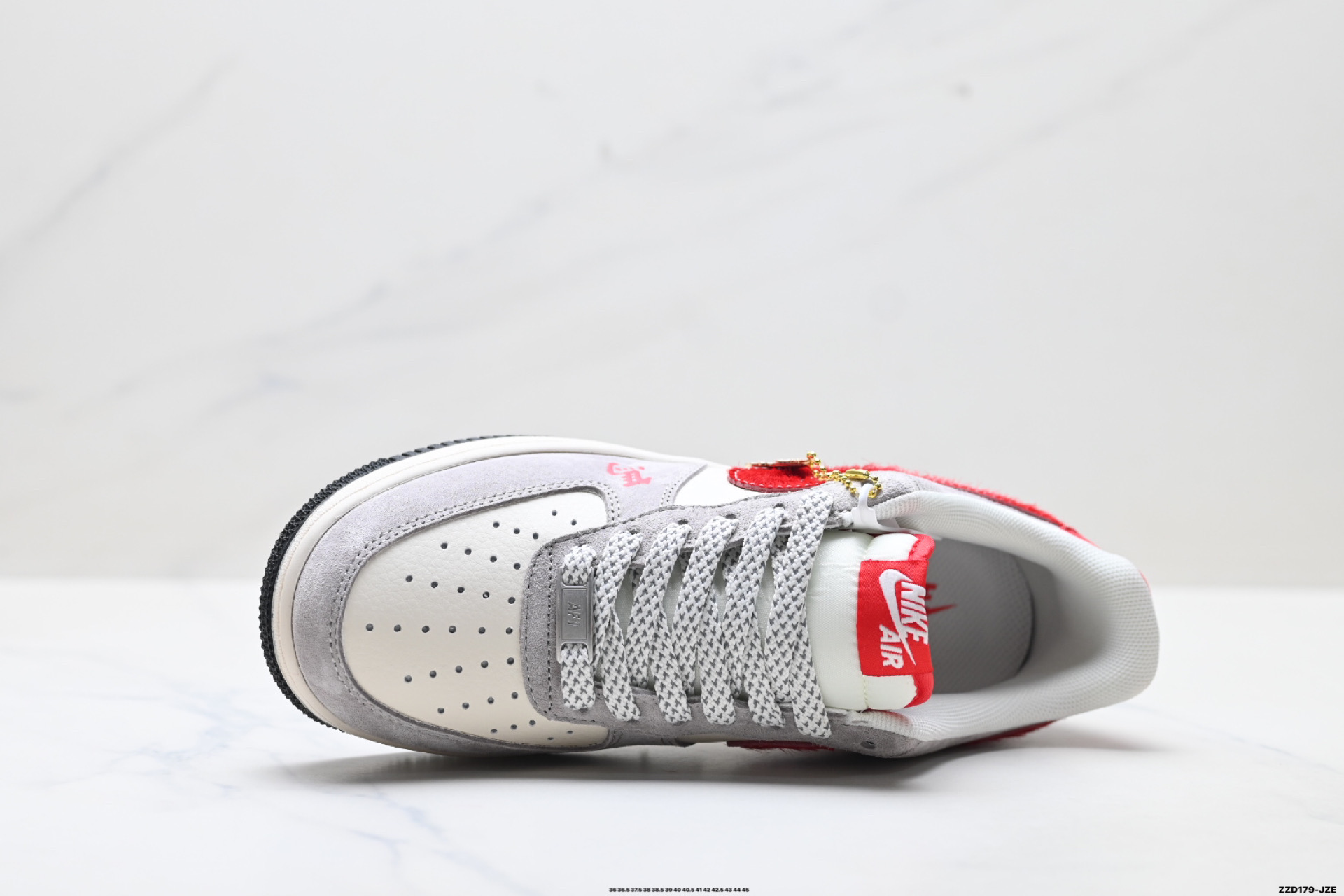 NIKE AIR FORCE 1‘07 LV8 HT5088-632