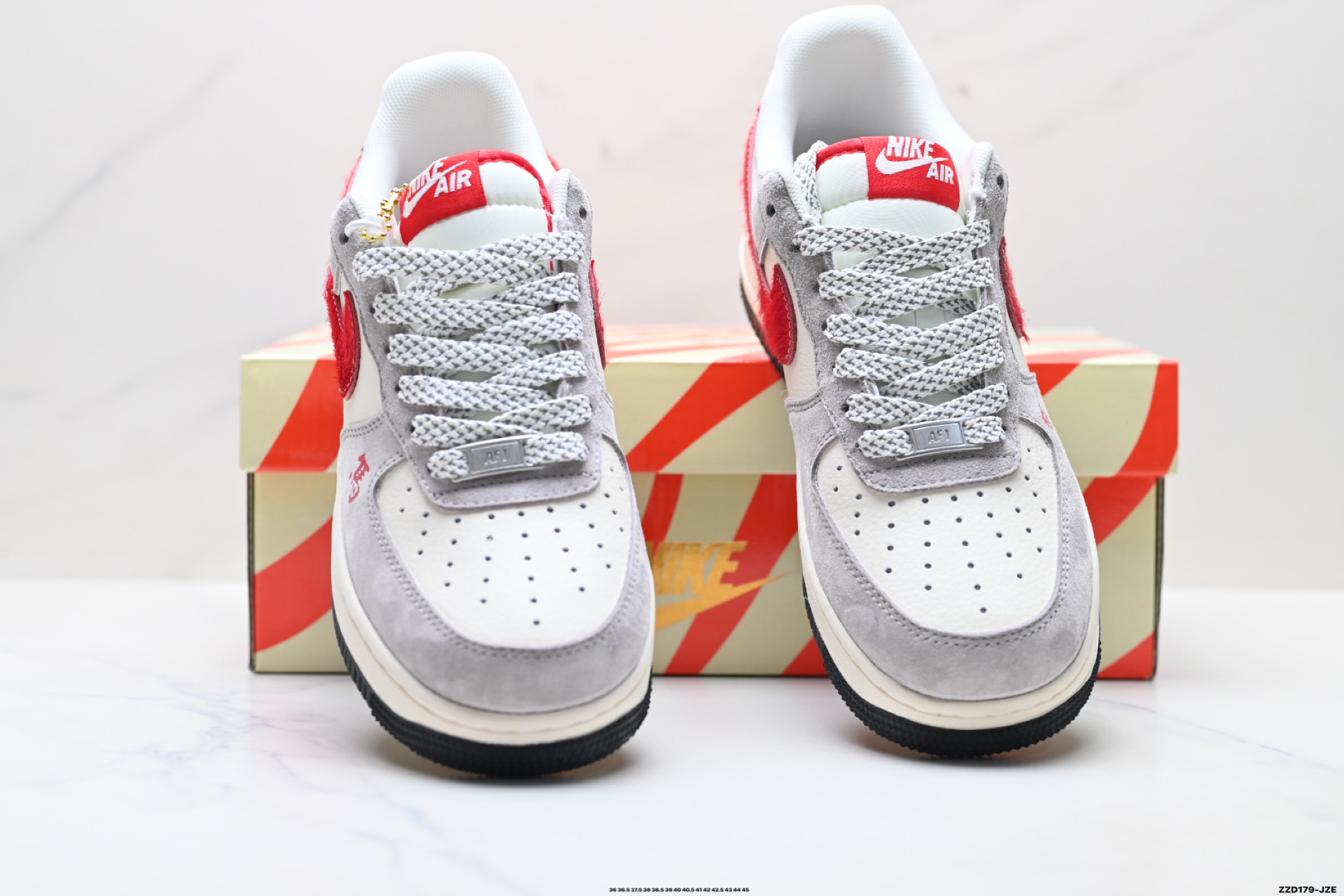 NIKE AIR FORCE 1‘07 LV8 HT5088-632