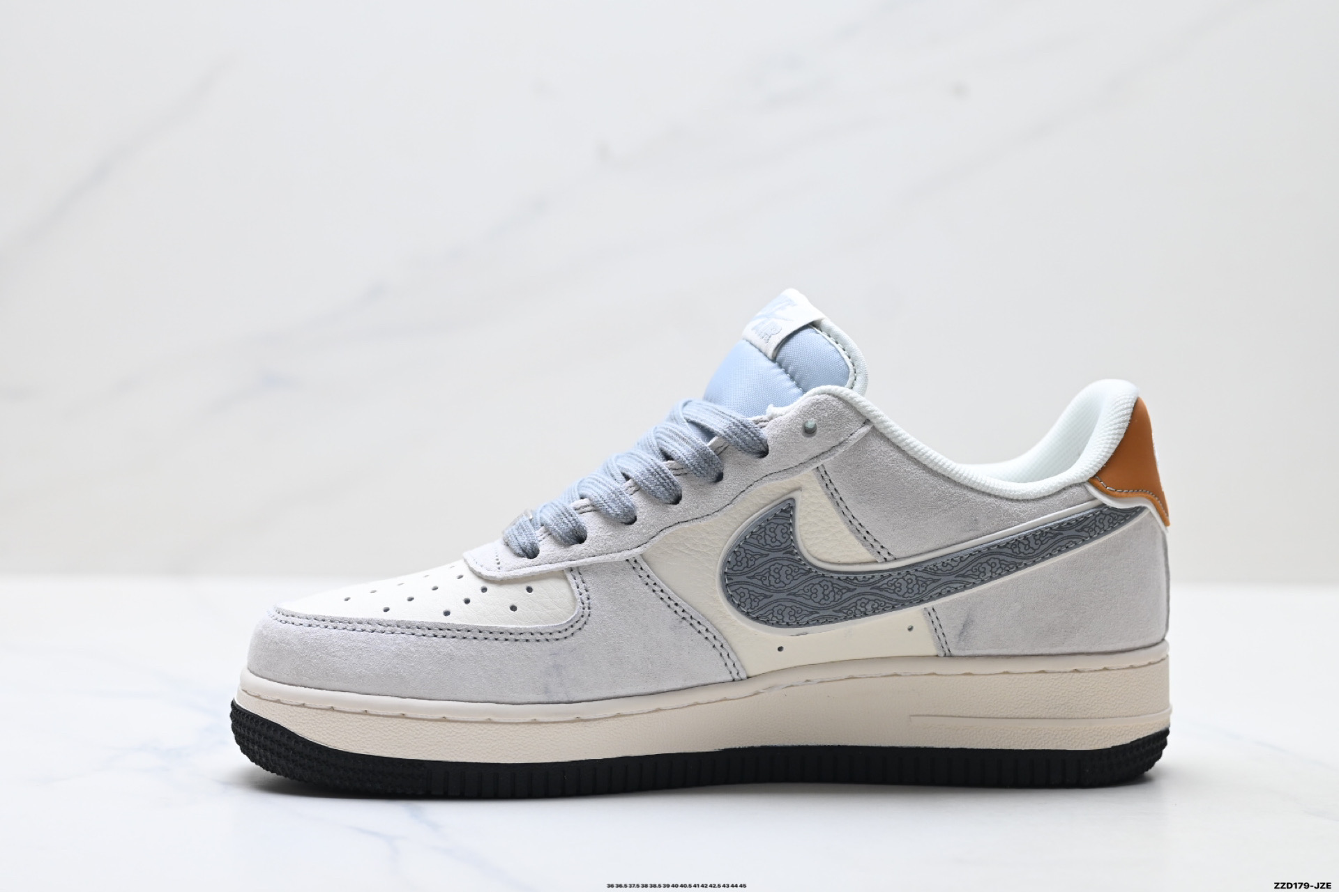 NIKE AIR FORCE 1‘07 LV8 HT5088-633