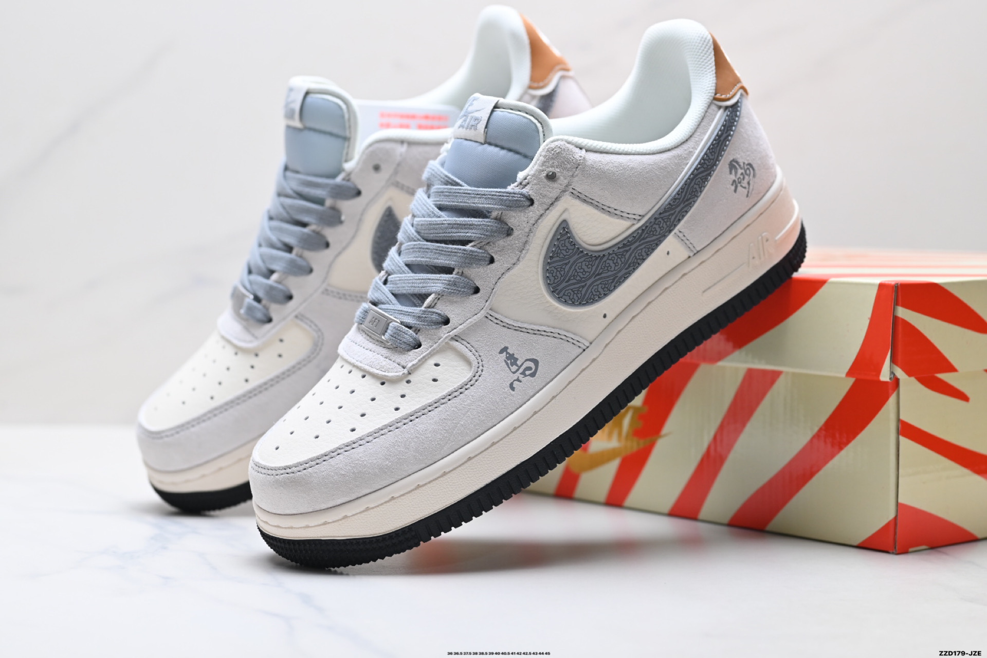 NIKE AIR FORCE 1‘07 LV8 HT5088-633