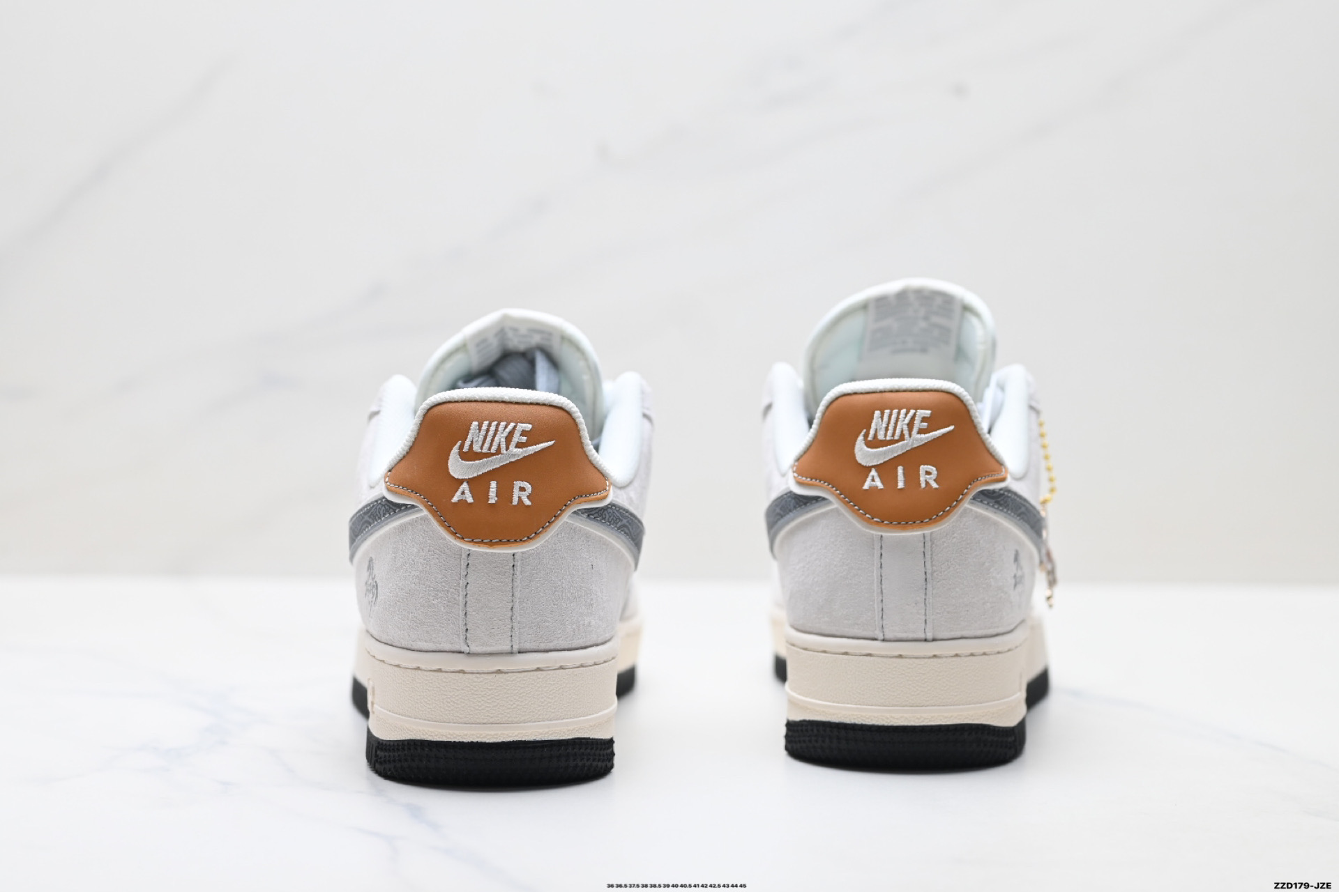 NIKE AIR FORCE 1‘07 LV8 HT5088-633