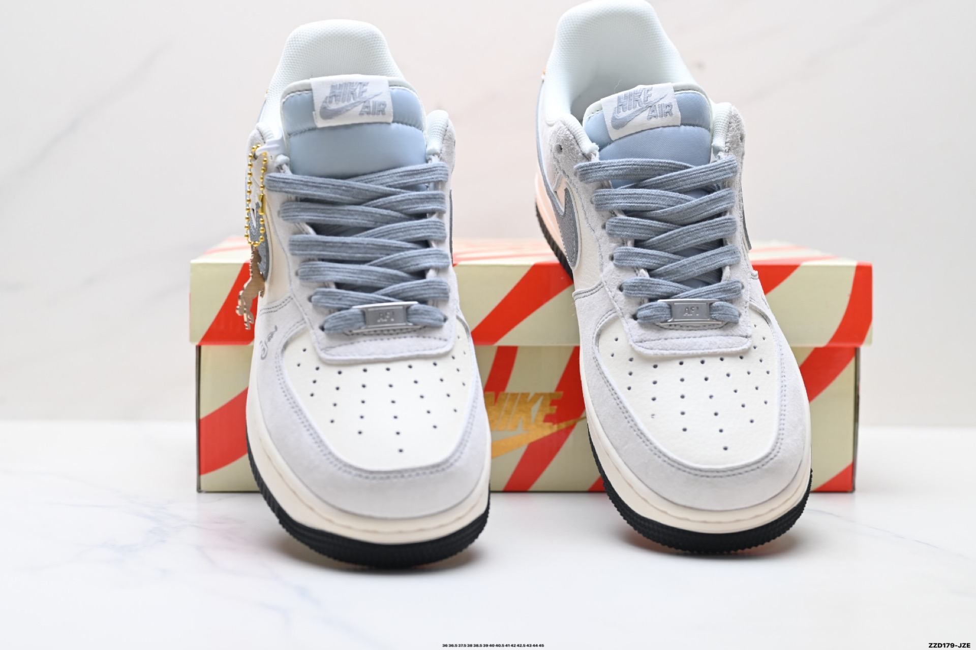 NIKE AIR FORCE 1‘07 LV8 HT5088-633