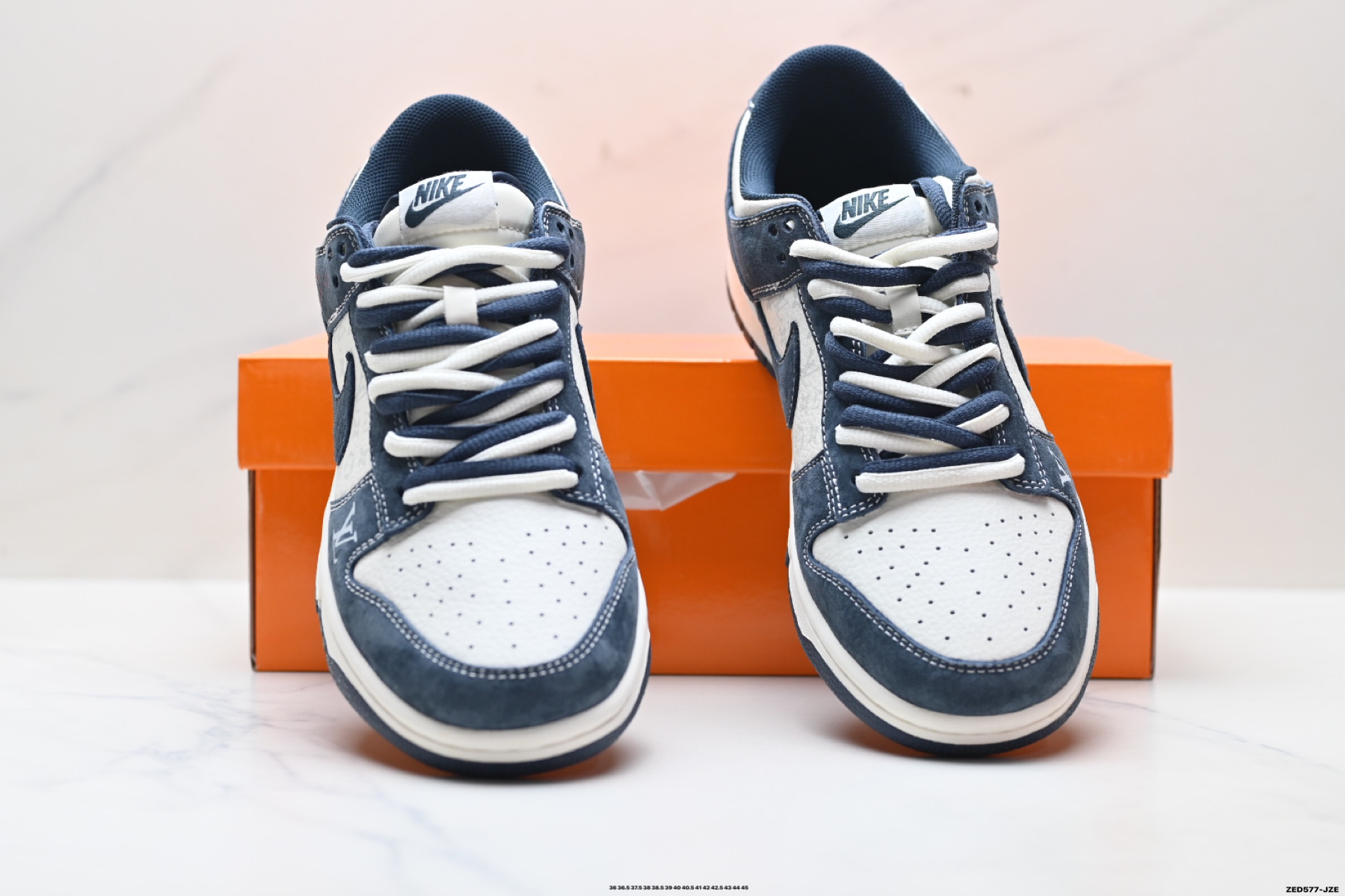 Nike Dunk Low Retro ‘DIY高端定制’耐克 低帮休闲运动板鞋 KG6699-F26-莆田鞋,莆田鞋货源,高仿鞋,高仿鞋货源,安福档口,莆田高仿鞋,莆田鞋批发,高仿鞋批发,莆田高仿运动鞋,高仿运动鞋,莆田运动鞋 Nike Dunk Low Retro ‘DIY高端定制’耐克 低帮休闲运动板鞋 KG6699-F26