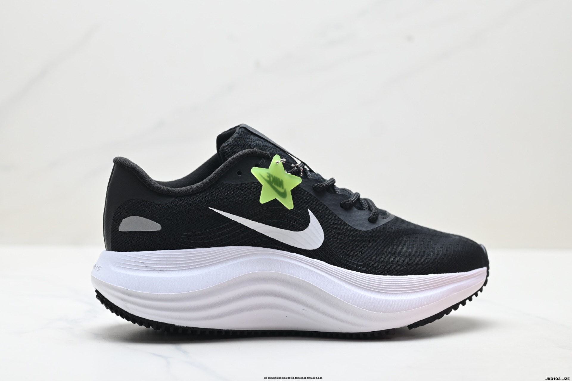 Nike Comfort Ride EasyOn 耐克 舒适贴合 透气支撑跑步鞋 FN0388-001