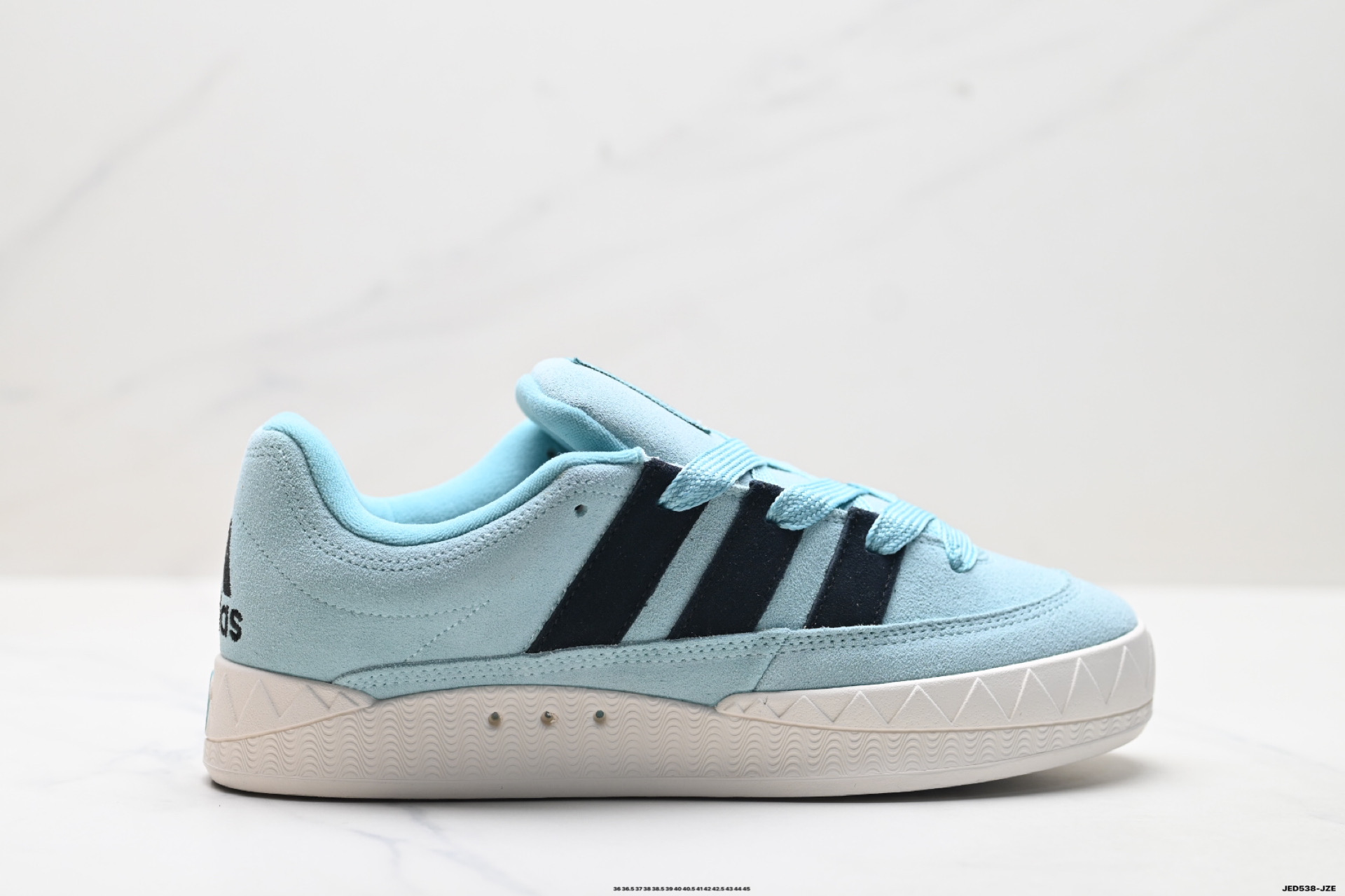 Adidas Adimatic Low 马蒂奇系列低帮 复古鲨鱼面包鞋运动休闲滑板板鞋 KI8880