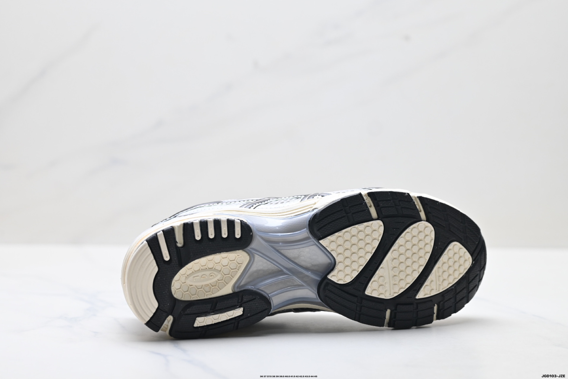 Asics GEL-DS TRAINER 14亚瑟士 复古运动休闲运动鞋 老爹鞋 1203A607-105