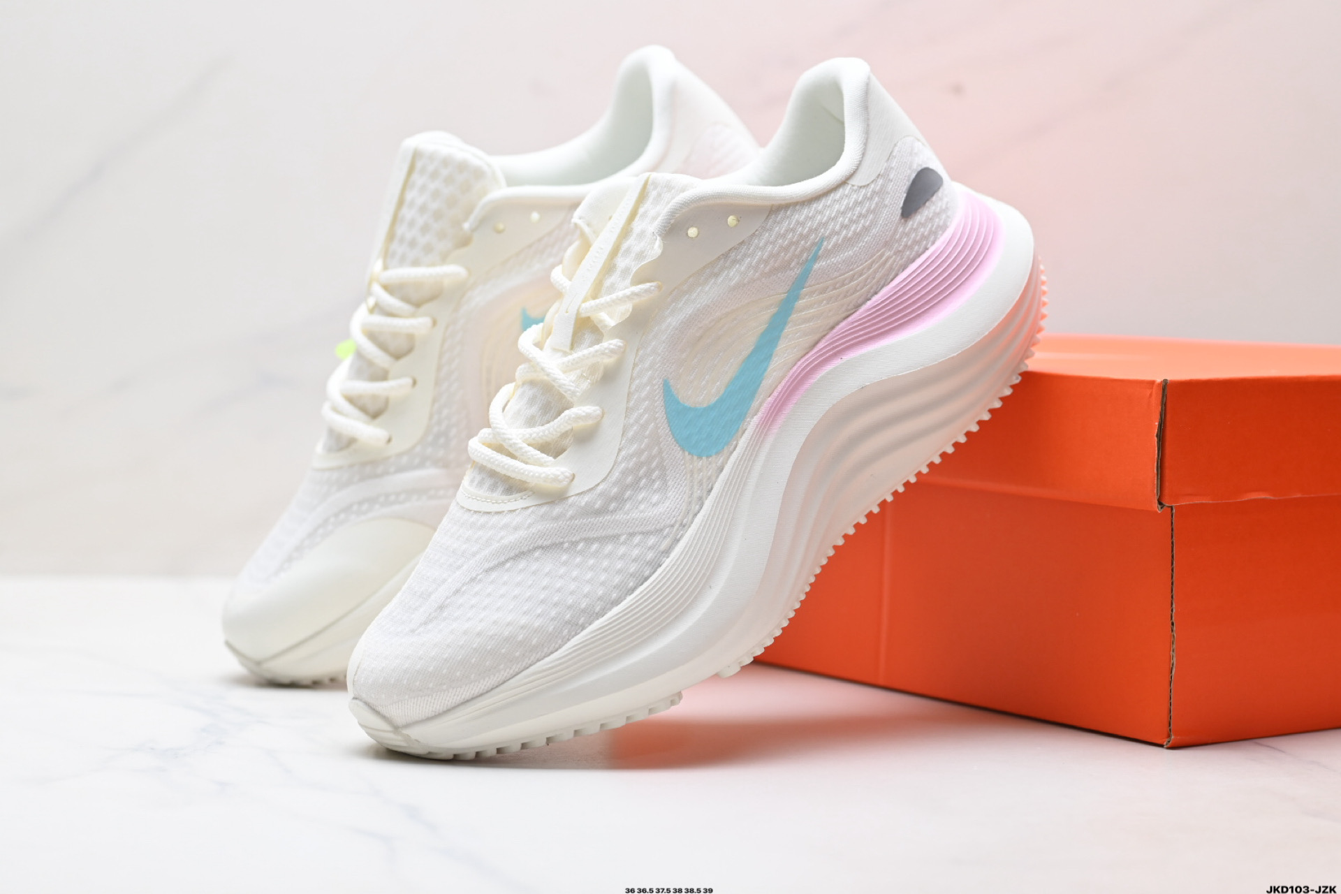 Nike Comfort Ride EasyOn 耐克 舒适贴合 透气支撑跑步鞋 FN0388-002