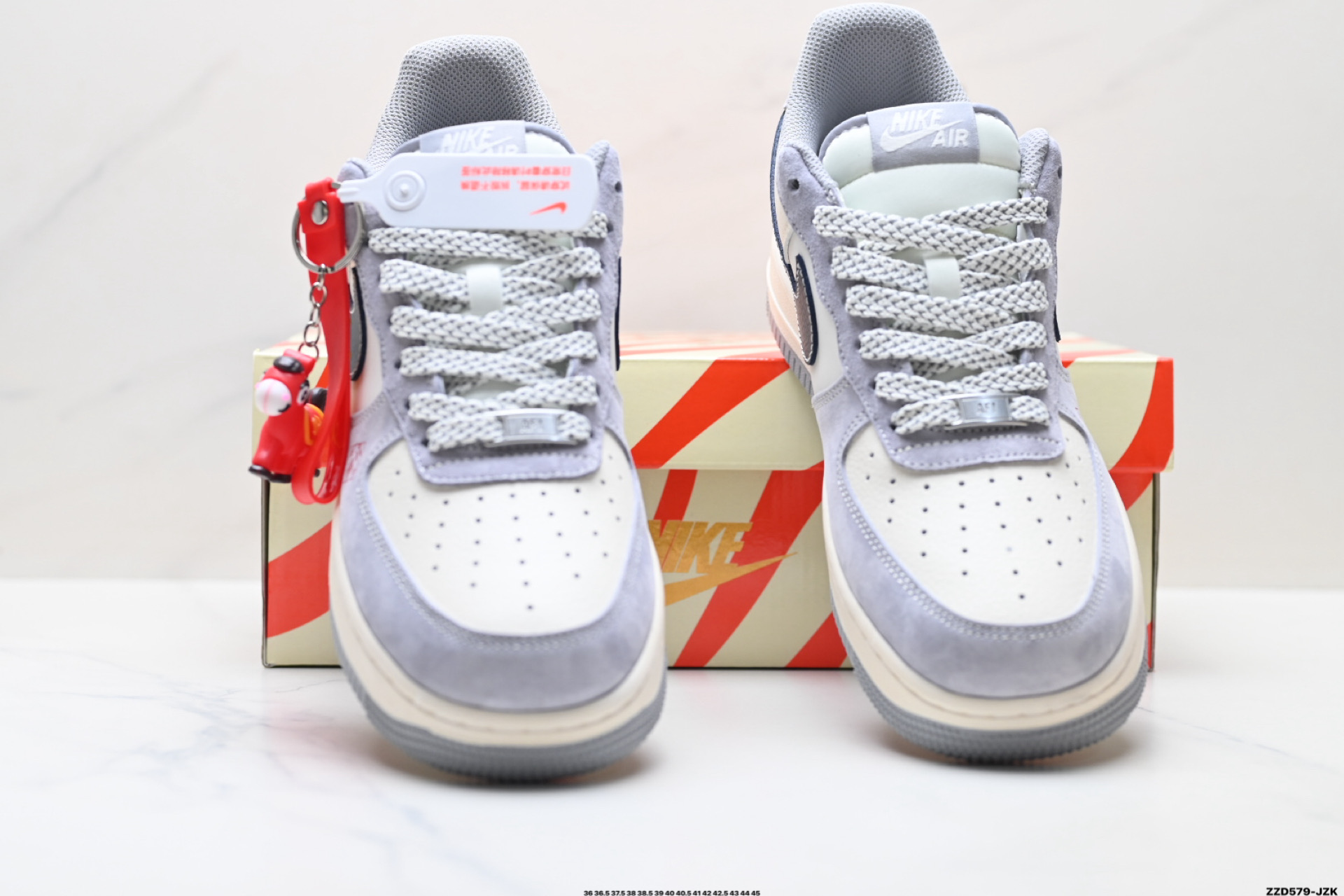 NIKE AIR FORCE 1‘07 LV8 SD6868-123