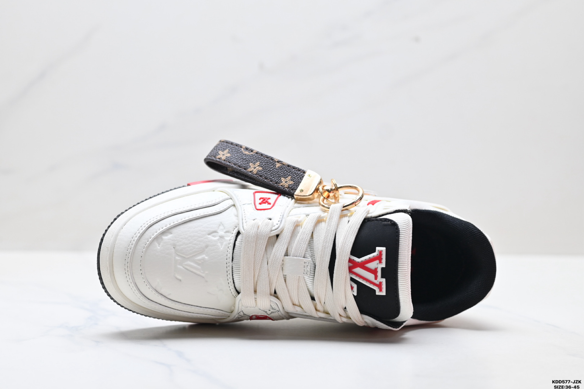 纯原马年限定中国红礼盒Louis vuitton Trainer Sneaker Low 路易威登 休闲运动文化百搭板鞋