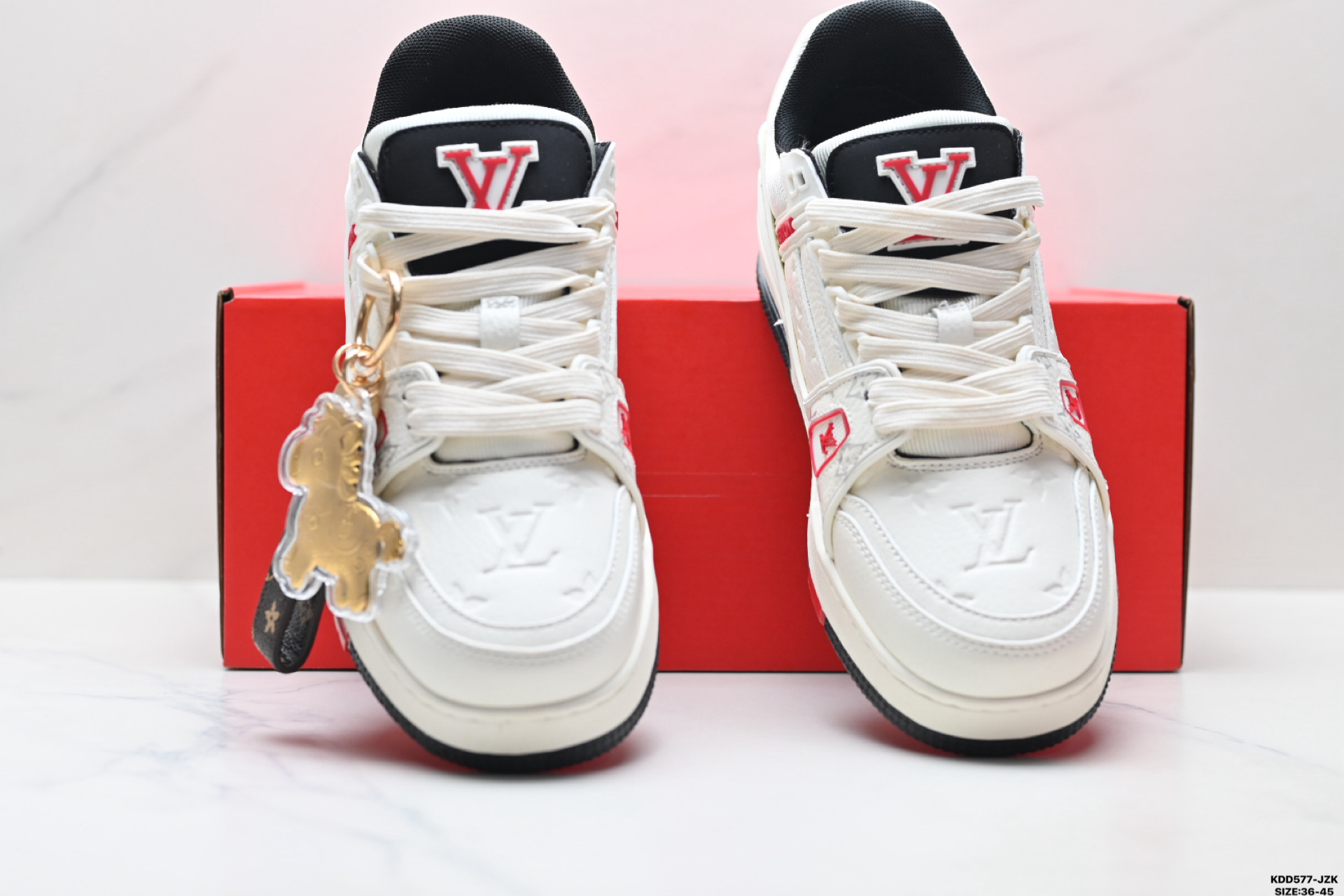 纯原马年限定中国红礼盒Louis vuitton Trainer Sneaker Low 路易威登 休闲运动文化百搭板鞋