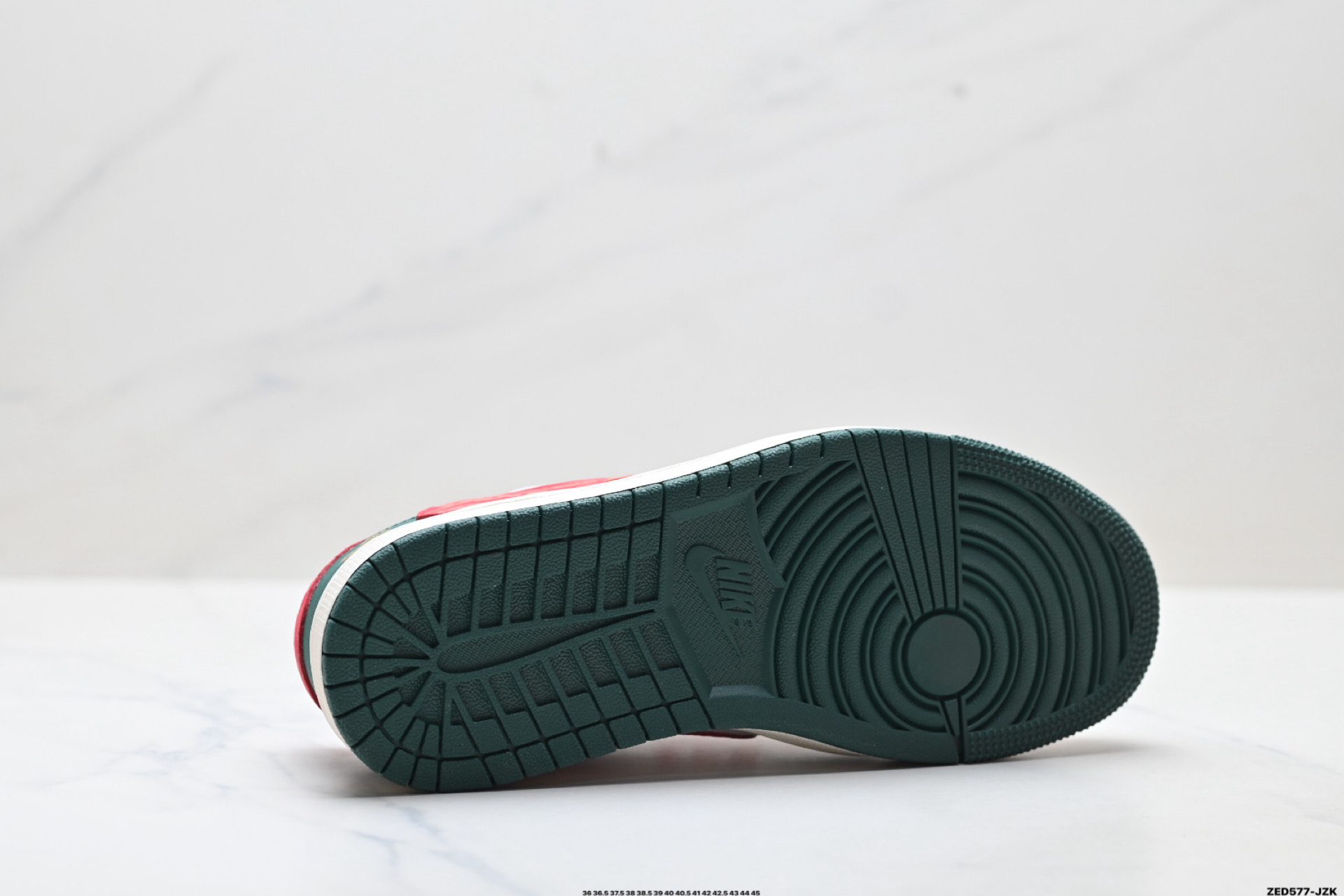 Nike Air Jordan 1 x Travis Scott AJ1倒勾 乔一倒钩 ‘DIY’定制 耐克 低帮文化篮球鞋 LX1988-801-莆田鞋,莆田鞋货源,高仿鞋,高仿鞋货源,安福档口,莆田高仿鞋,莆田鞋批发,高仿鞋批发,莆田高仿运动鞋,高仿运动鞋,莆田运动鞋 Nike Air Jordan 1 x Travis Scott AJ1倒勾 乔一倒钩 ‘DIY’定制 耐克 低帮文化篮球鞋 LX1988-801