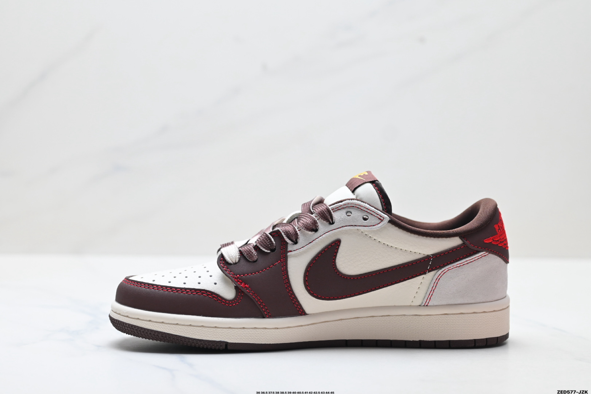 Nike Air Jordan 1 x Travis Scott AJ1倒勾 乔一倒钩 ‘DIY’定制 耐克 低帮文化篮球鞋 LX1988-806
