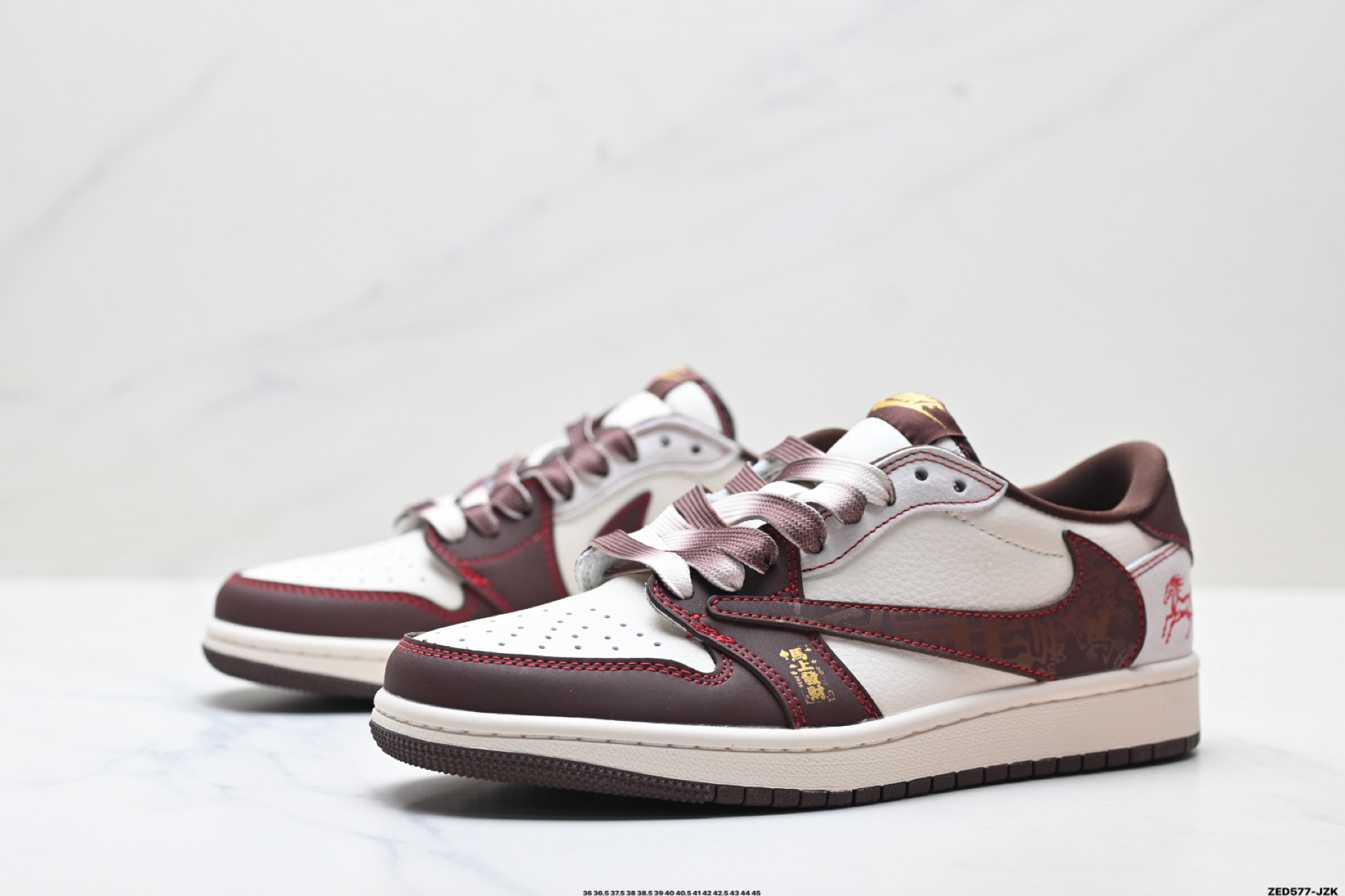 Nike Air Jordan 1 x Travis Scott AJ1倒勾 乔一倒钩 ‘DIY’定制 耐克 低帮文化篮球鞋 LX1988-806