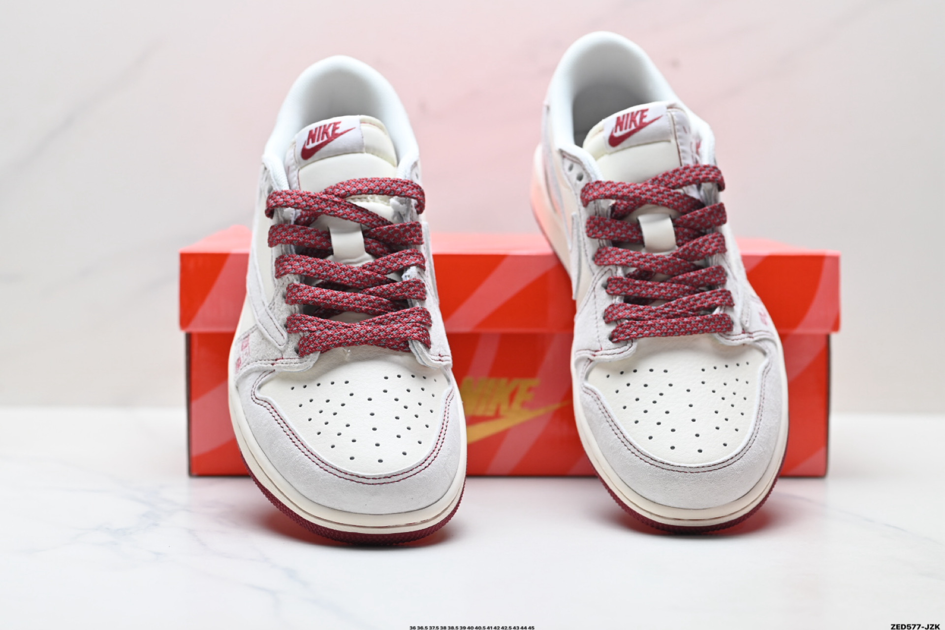 Nike Air Jordan 1 x Travis Scott AJ1倒勾 乔一倒钩 ‘DIY’定制 耐克 低帮文化篮球鞋 SD6868-129