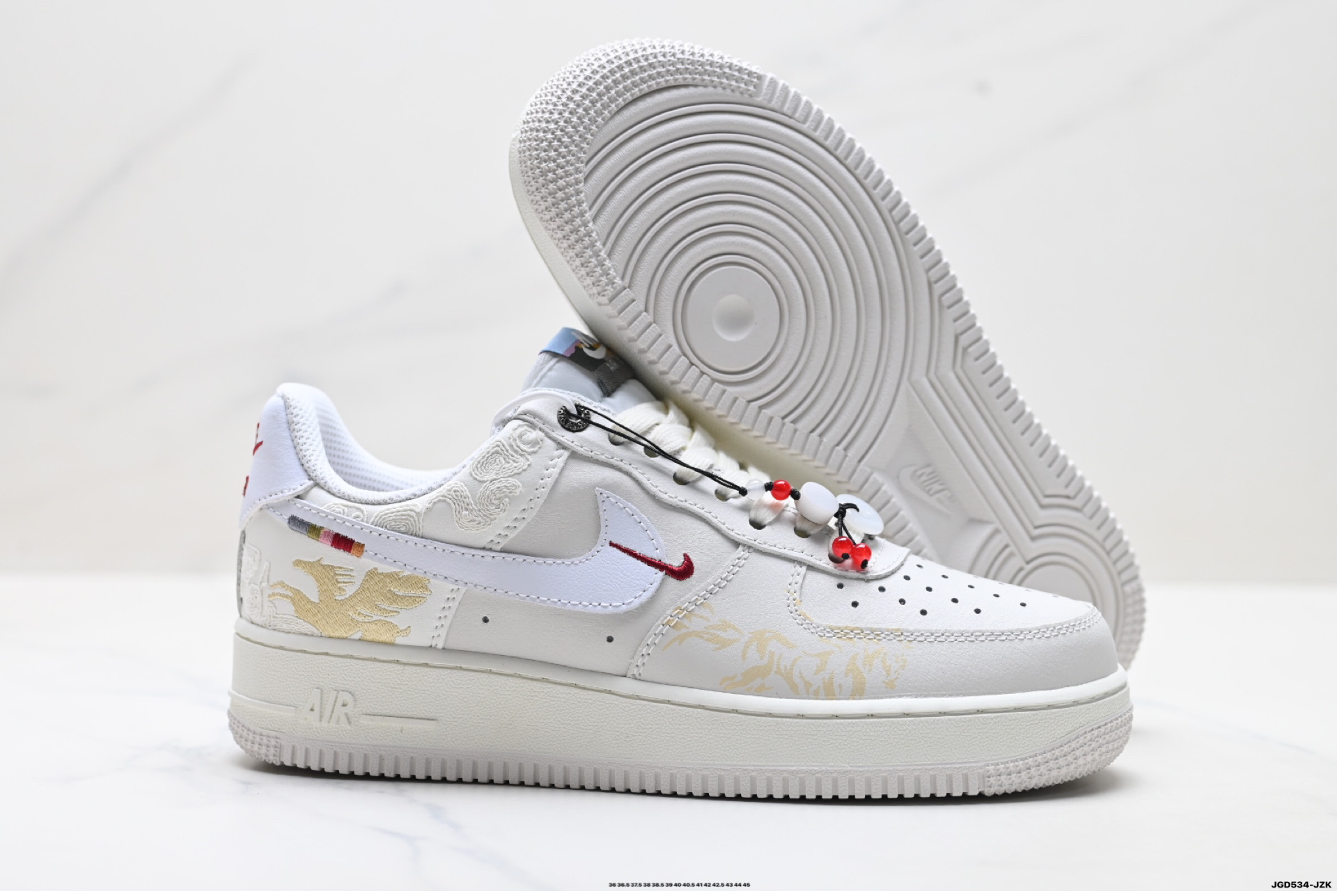 NIKE AIR FORCE 1‘07 IQ1119-011