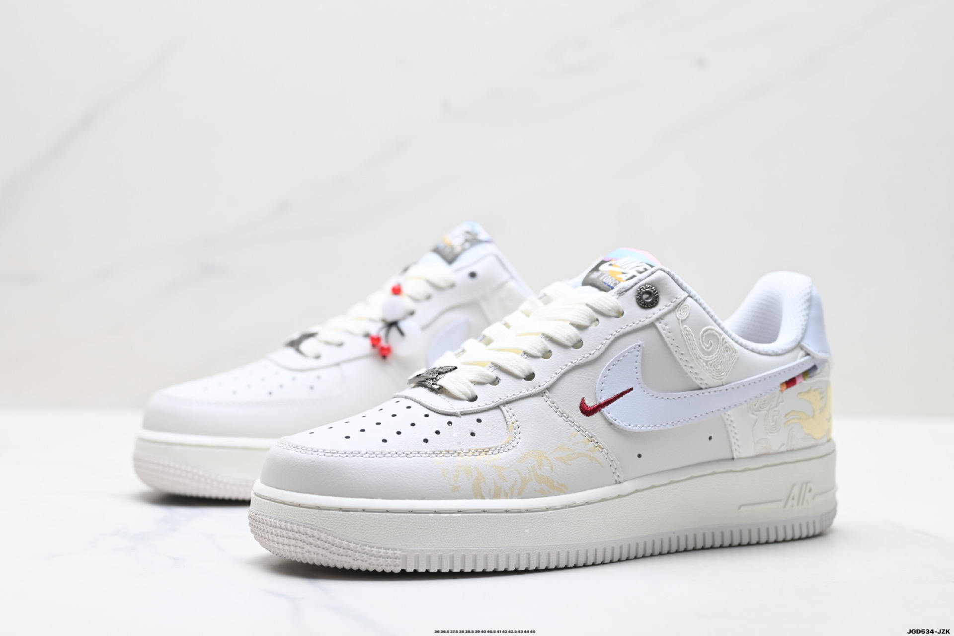 NIKE AIR FORCE 1‘07 IQ1119-011
