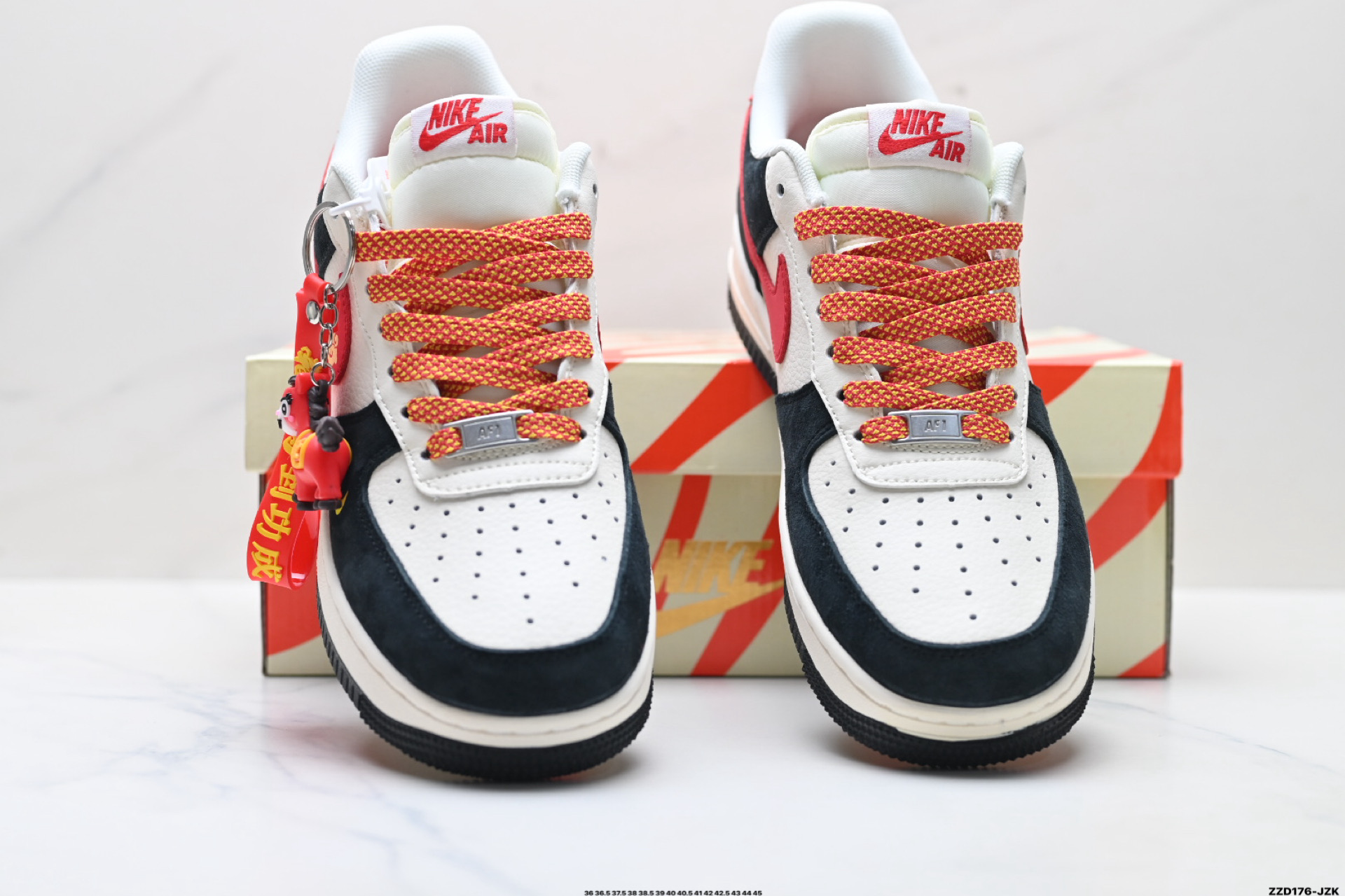 NIKE AIR FORCE 1‘07 LV8 MZ9588-835